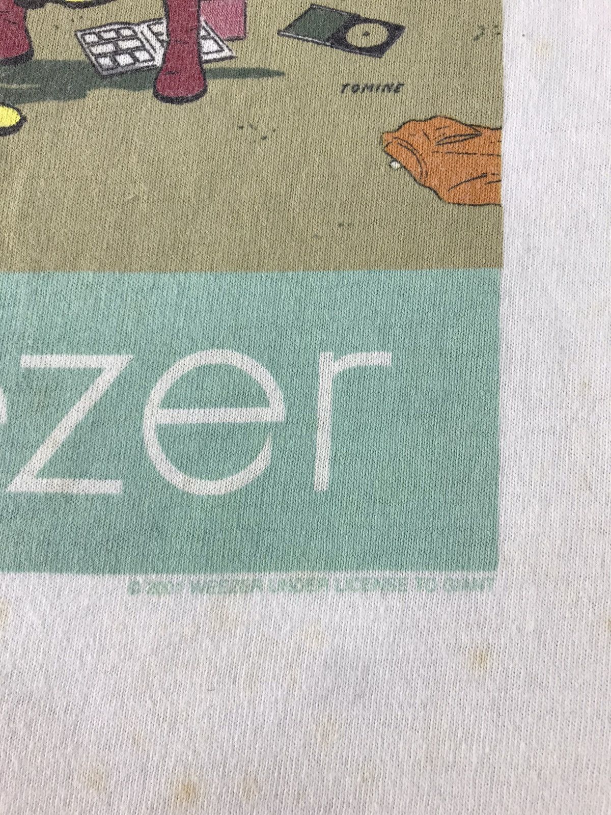 Band Tees × Vintage Weezer Superhero Japan World Tour 2001 Tee Big Box Printed Size US M / EU 48-50 / 2 - 5 Thumbnail
