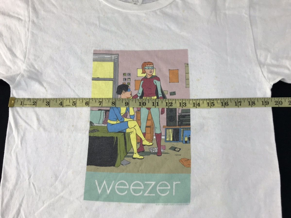 Band Tees × Vintage Weezer Superhero Japan World Tour 2001 Tee Big Box Printed Size US M / EU 48-50 / 2 - 8 Thumbnail