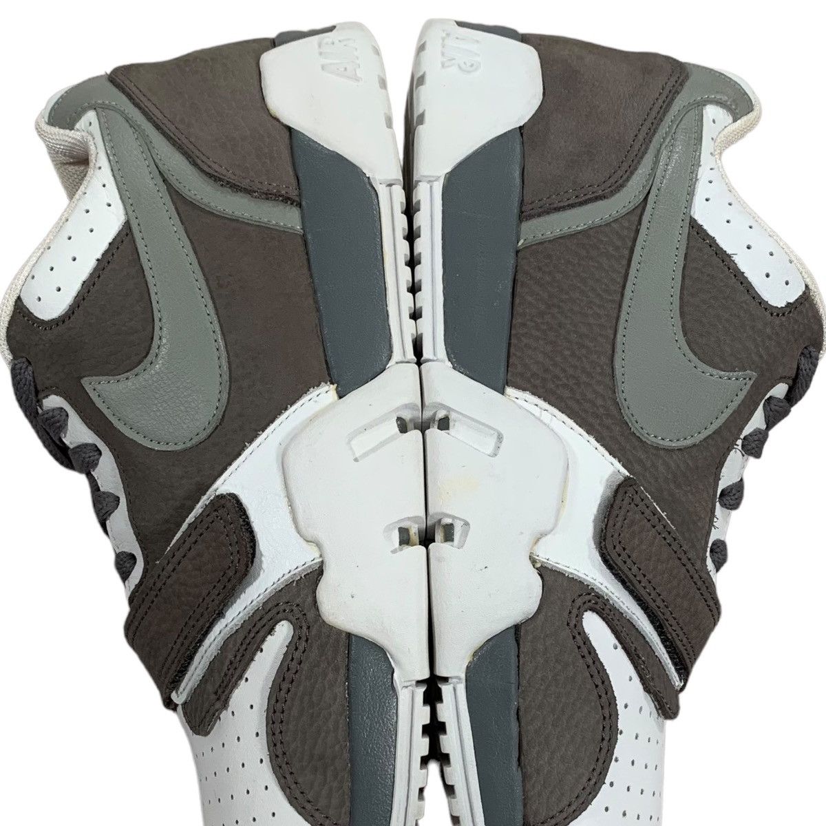 Vintage VTG Nike Air Trainer 1 Low Graphite Chlorophyll 2005 Sneaker Size US 10 / EU 43 - 2 Thumbnail