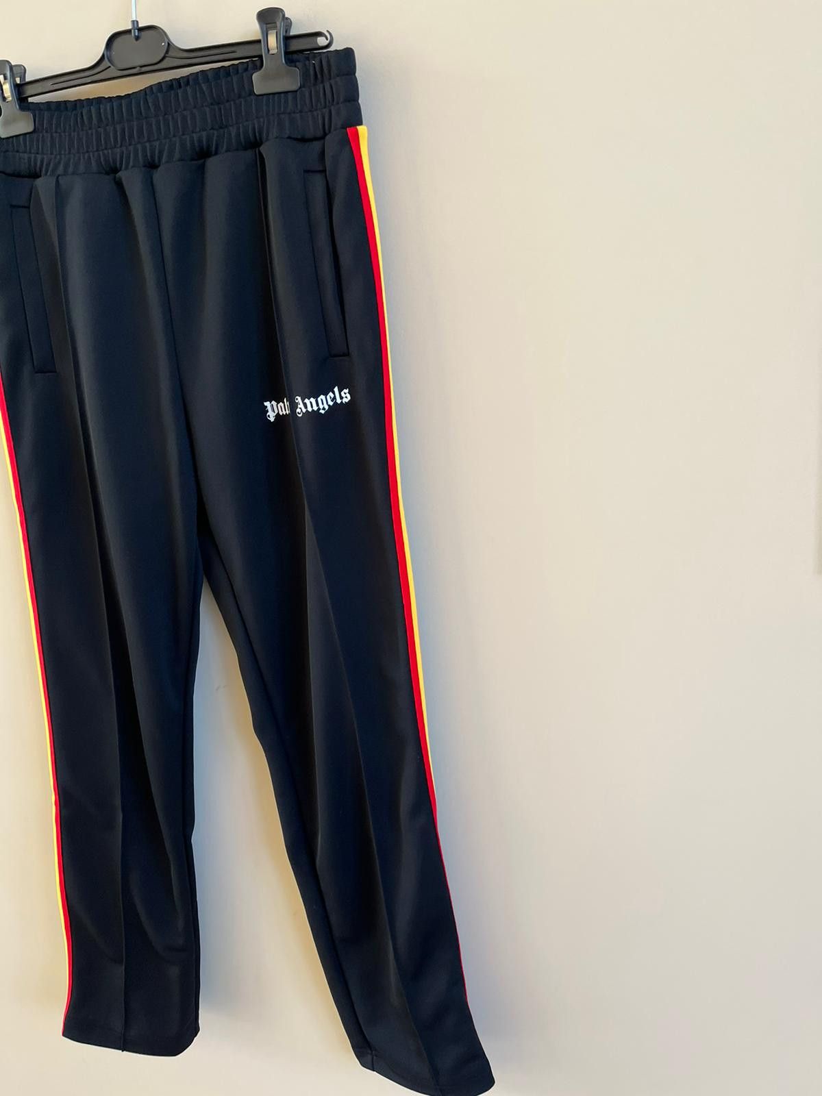 Palm Angels Sweatpants in Black Color Size US 34 / EU 50 - 2 Thumbnail