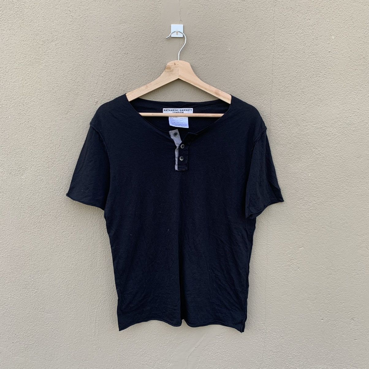 Katharine Hamnett London Katharine Hamnett London Cut Sewn Distressed Tshirt Size US M / EU 48-50 / 2 - 1 Thumbnail
