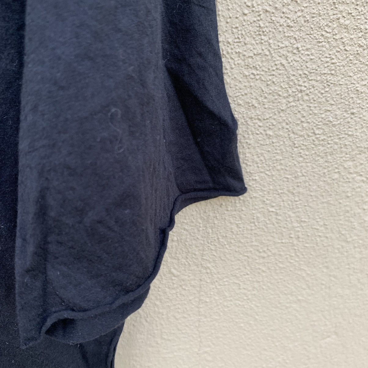 Katharine Hamnett London Katharine Hamnett London Cut Sewn Distressed Tshirt Size US M / EU 48-50 / 2 - 5 Thumbnail
