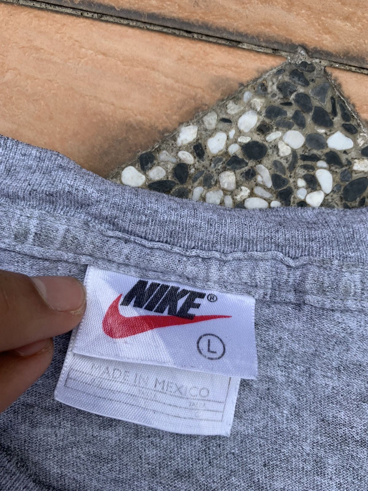 Nike Vintage 90s Nike Swoosh Just do It Tshirt Size US XL / EU 56 / 4 - 3 Thumbnail
