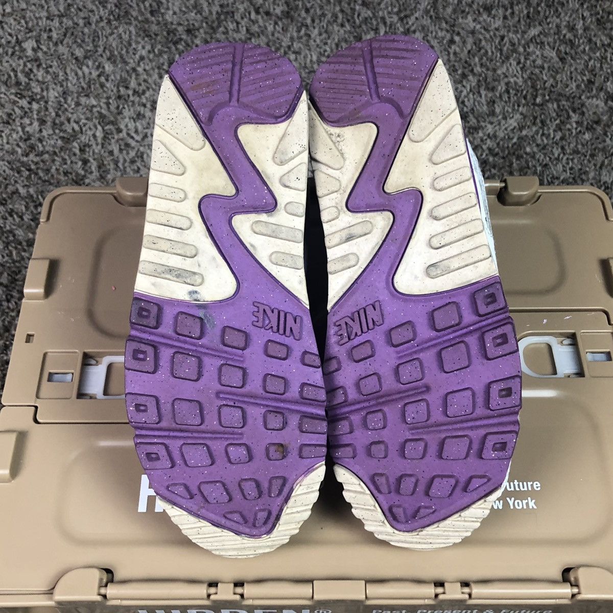 Nike Women’s Nike Air Max 90 SE EASTER Size 6 CJ0623-100 Size US 6 / IT 36 - 5 Thumbnail