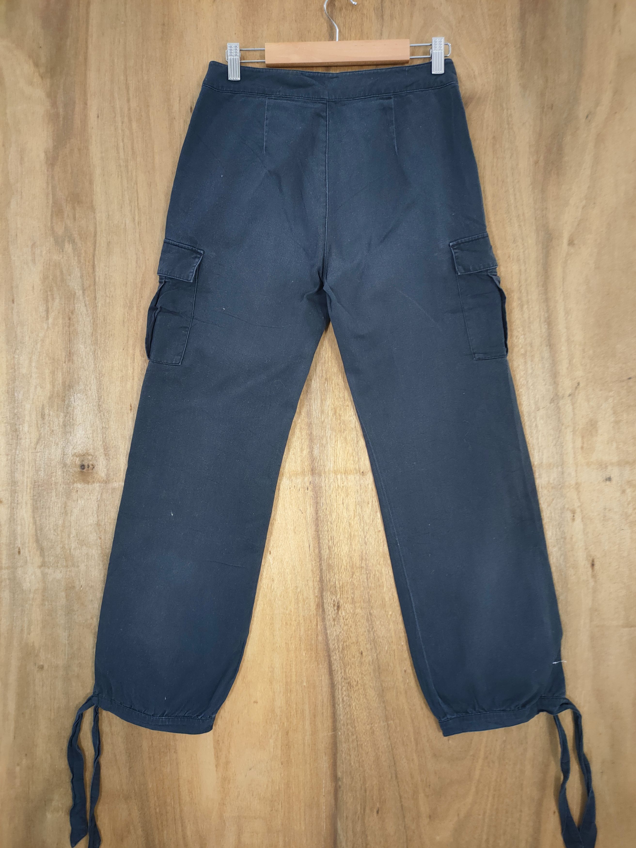 Japanese Brand JAPANESE BRAND BLACK BONDAGE CARGO PANTS Size US 28 / EU 44 - 7 Thumbnail