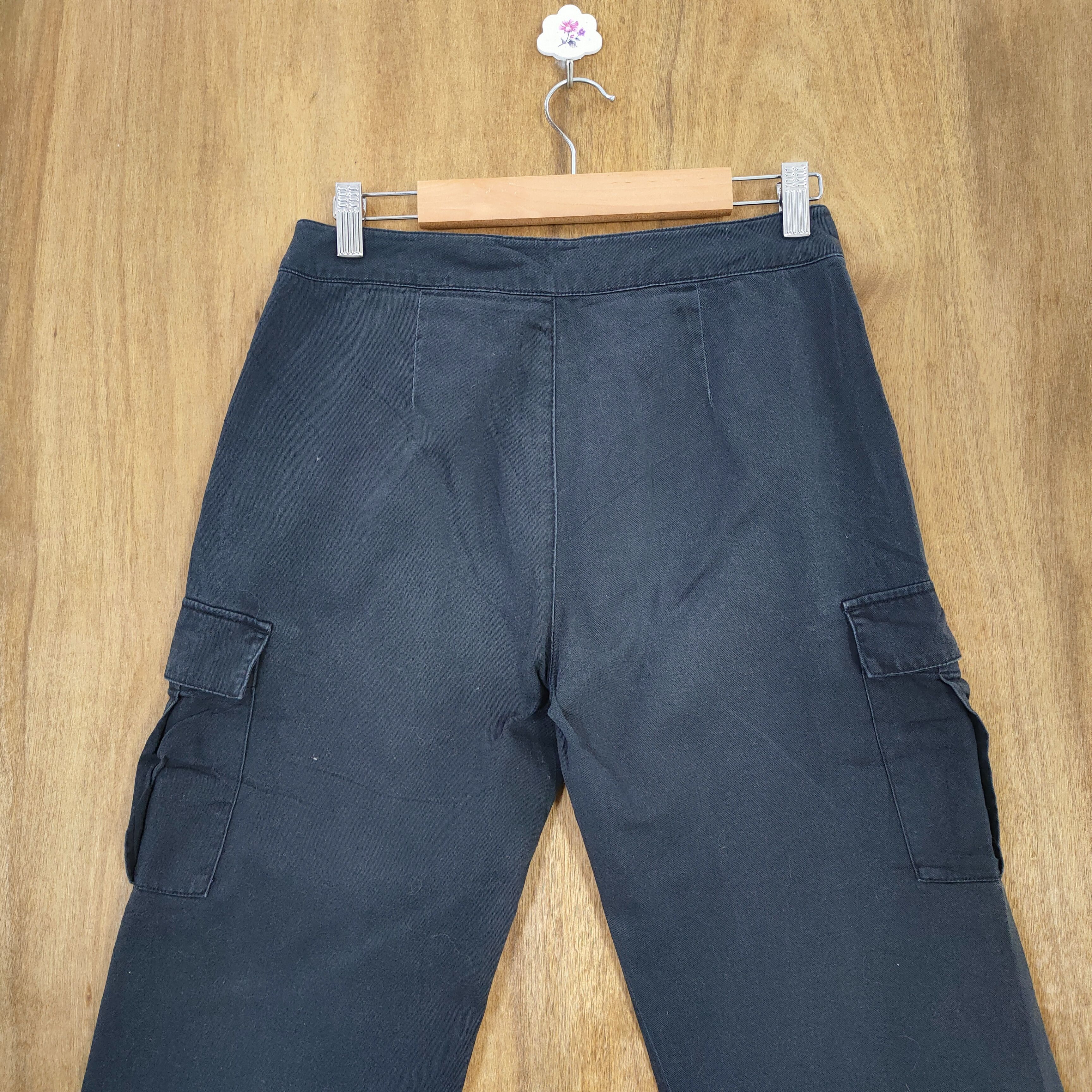 Japanese Brand JAPANESE BRAND BLACK BONDAGE CARGO PANTS Size US 28 / EU 44 - 8 Thumbnail