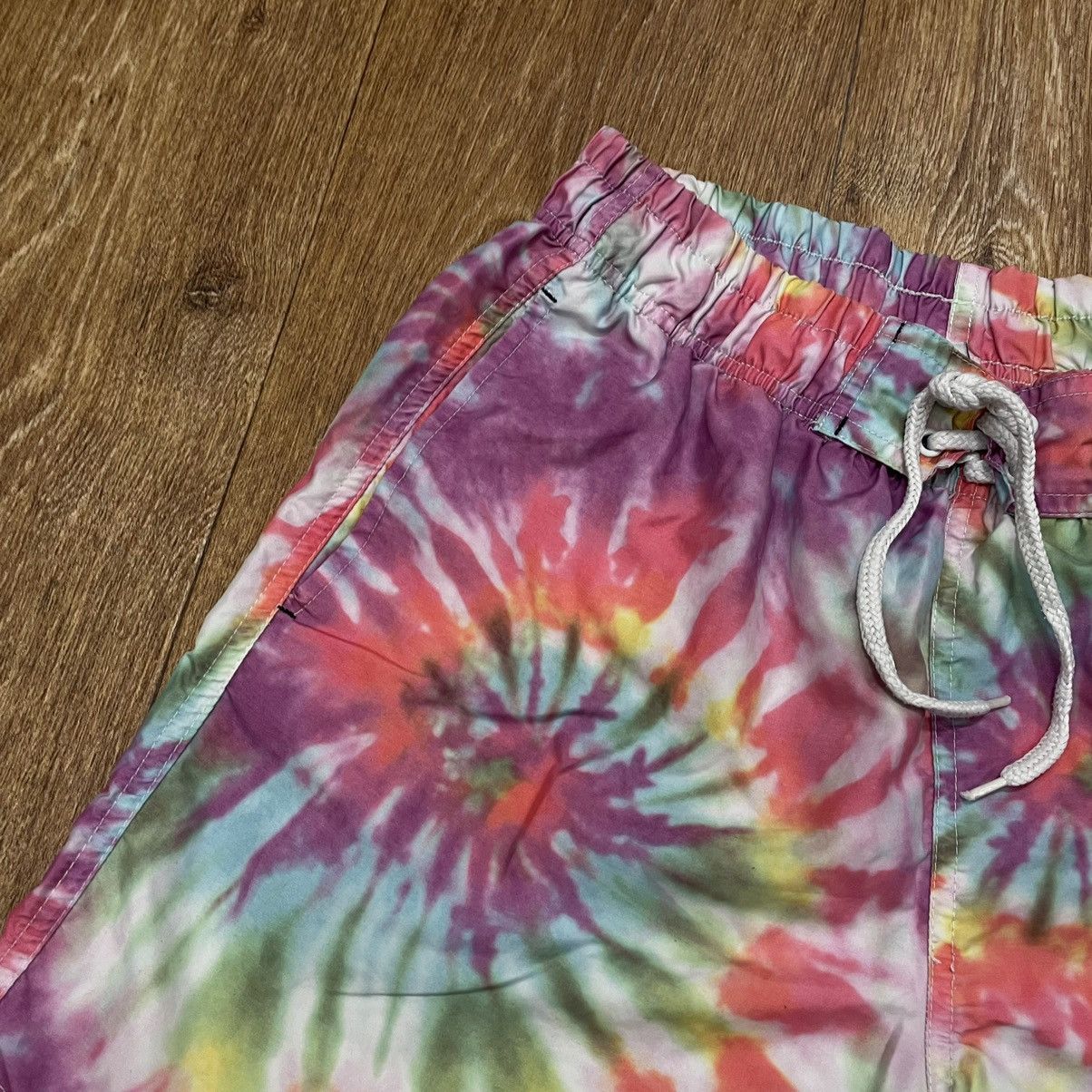 Vintage Vintage 90s Art Hawaii Shorts Swim Wear Y2K Streetwear S Size US 30 / EU 46 - 5 Thumbnail
