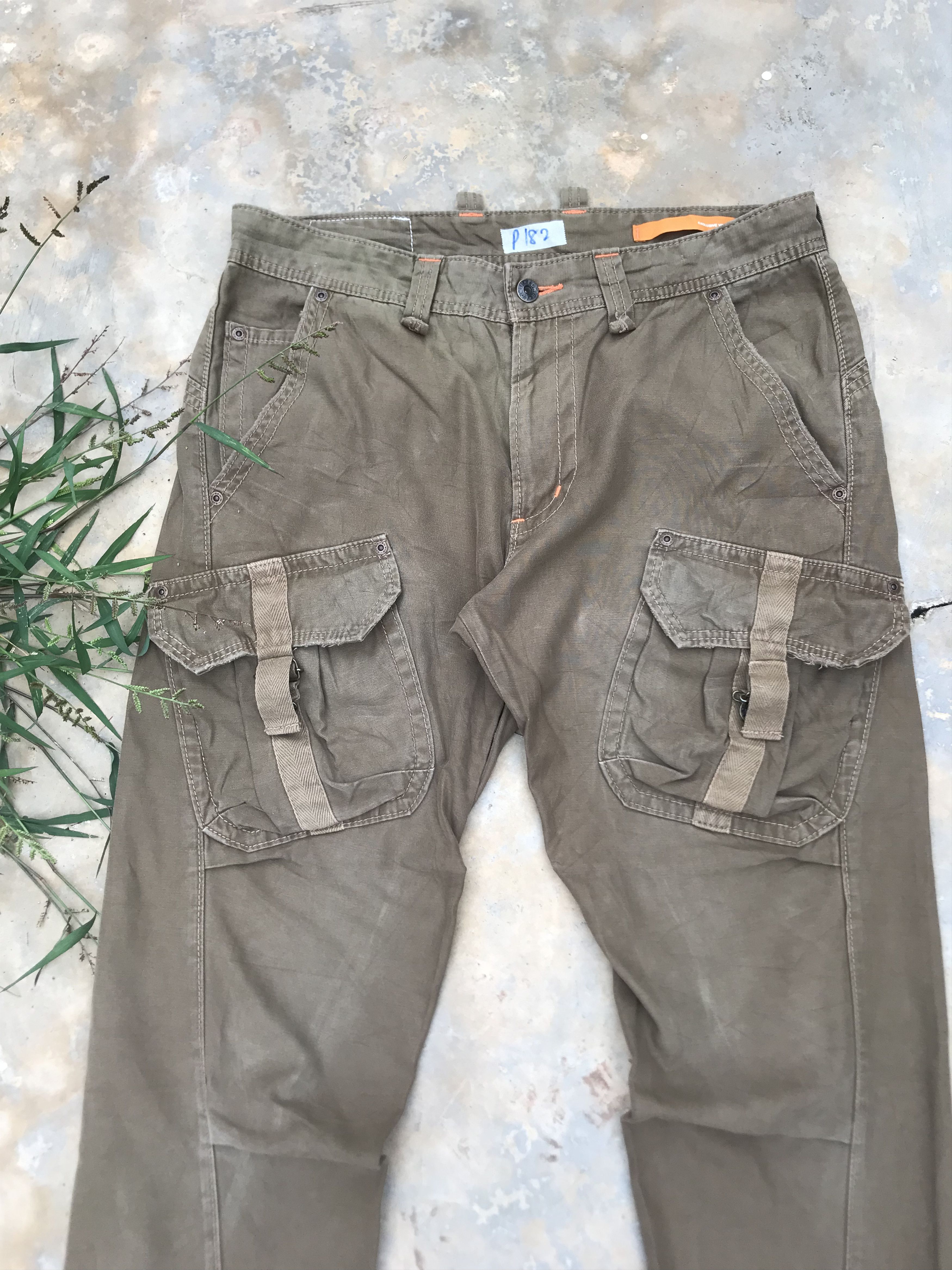 Edwin EDWIN EXCLUSIVE VINTAGE CARGO PANT Size US 34 / EU 50 - 2 Thumbnail