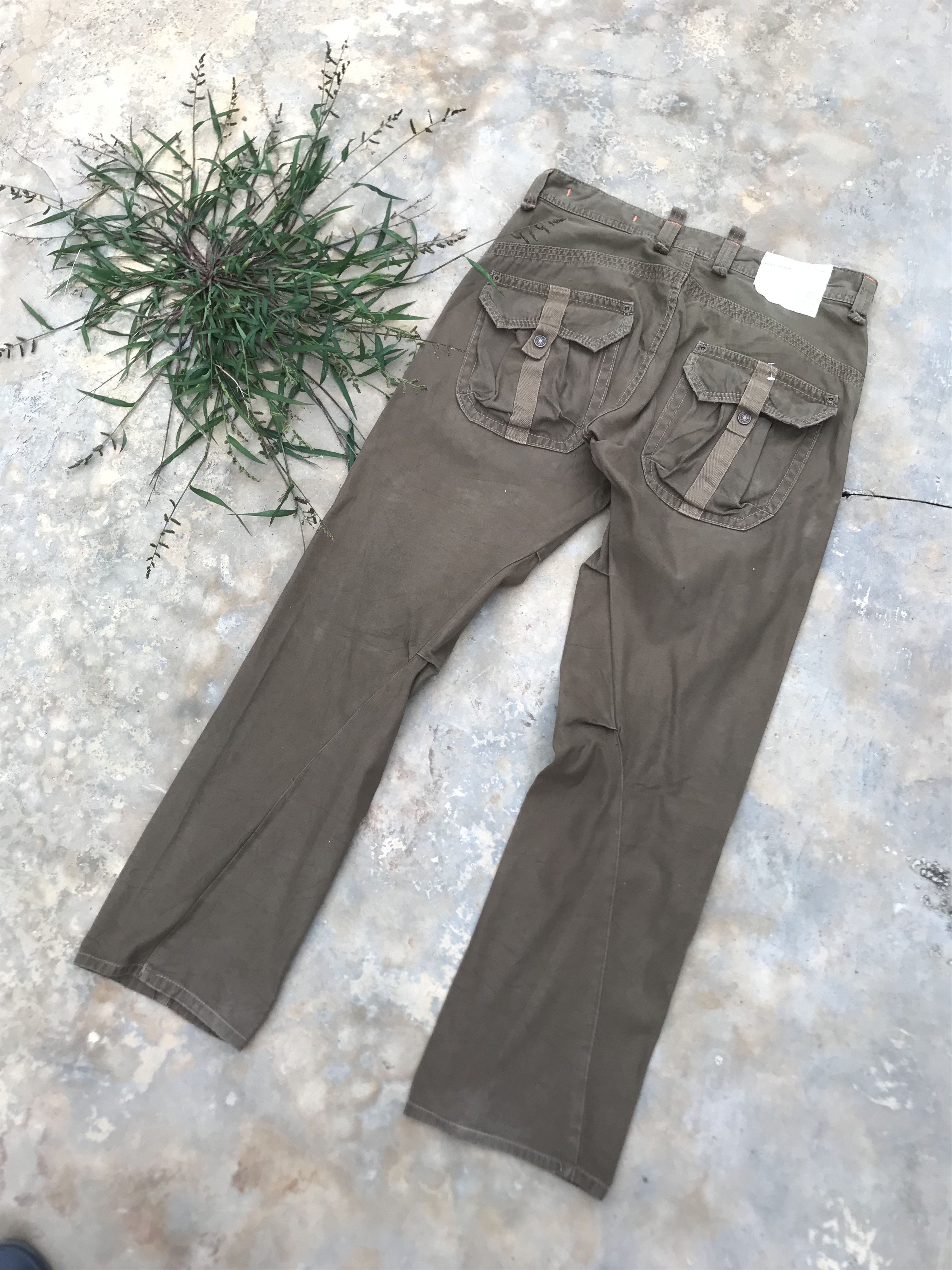 Edwin EDWIN EXCLUSIVE VINTAGE CARGO PANT Size US 34 / EU 50 - 8 Thumbnail