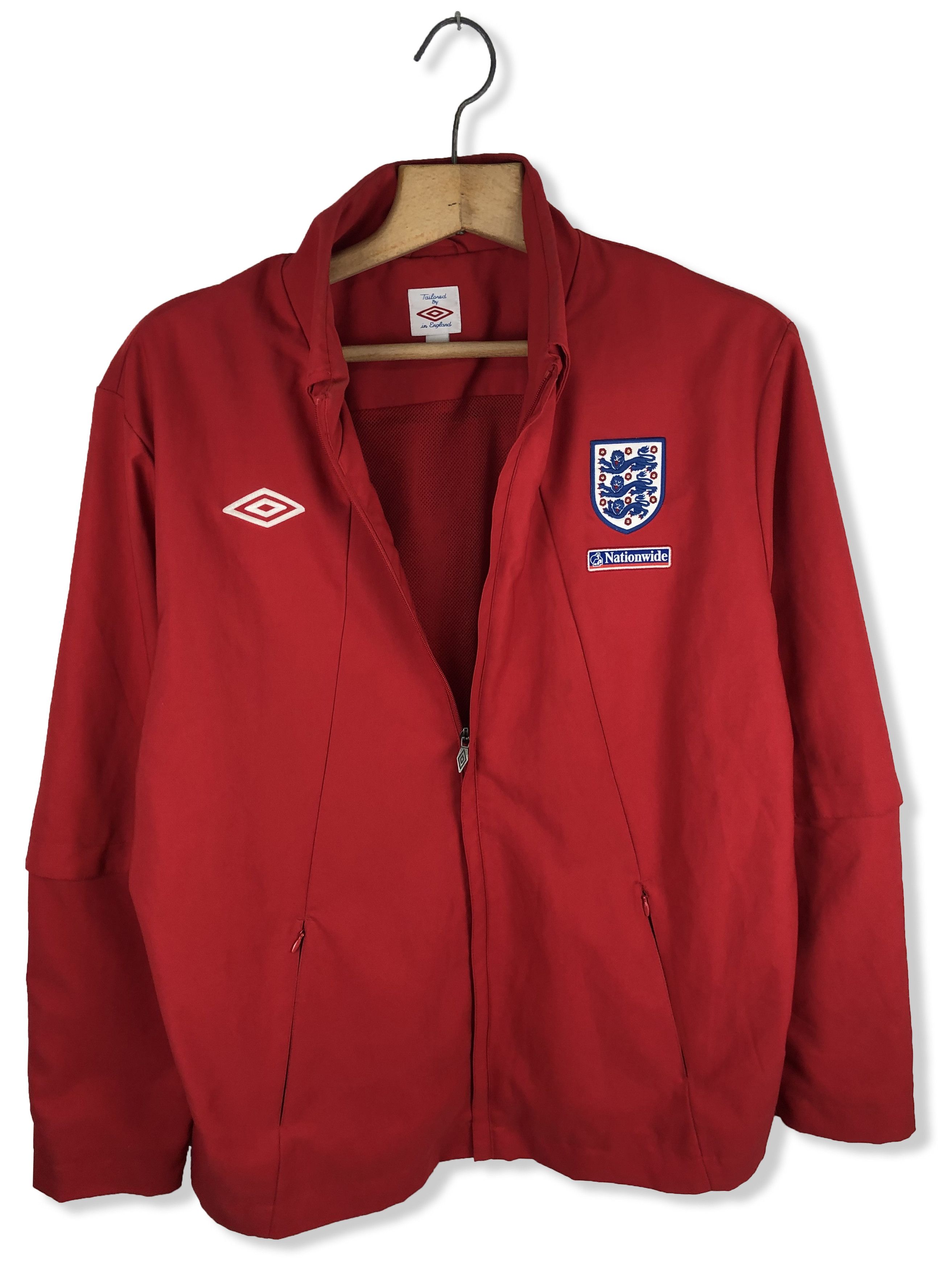 Umbro VINTAGE UMBRO RED LIGHT JACKET ENGLAND BIG BACK LOGO Size US XL / EU 56 / 4 - 8 Thumbnail