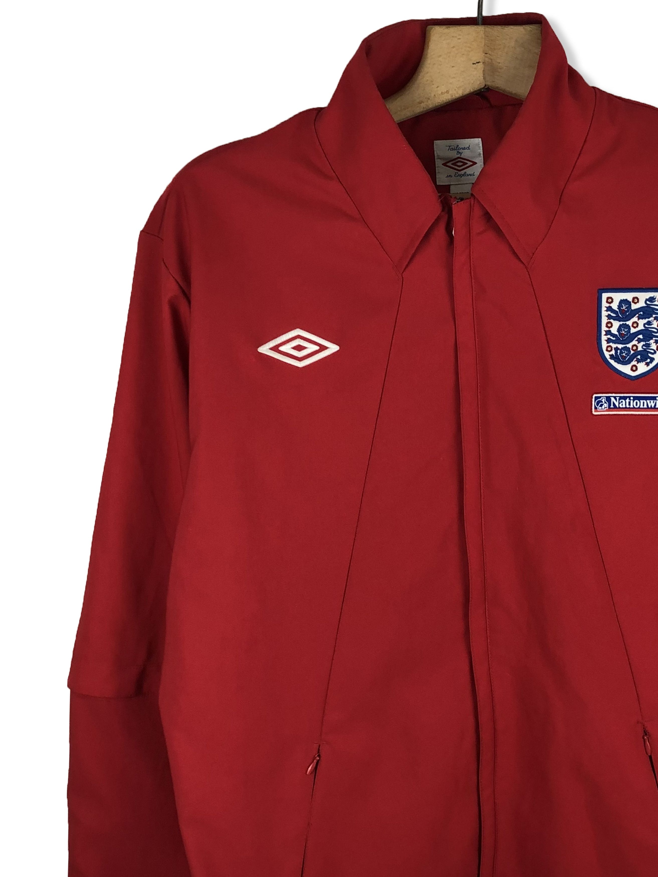 Umbro VINTAGE UMBRO RED LIGHT JACKET ENGLAND BIG BACK LOGO Size US XL / EU 56 / 4 - 4 Thumbnail
