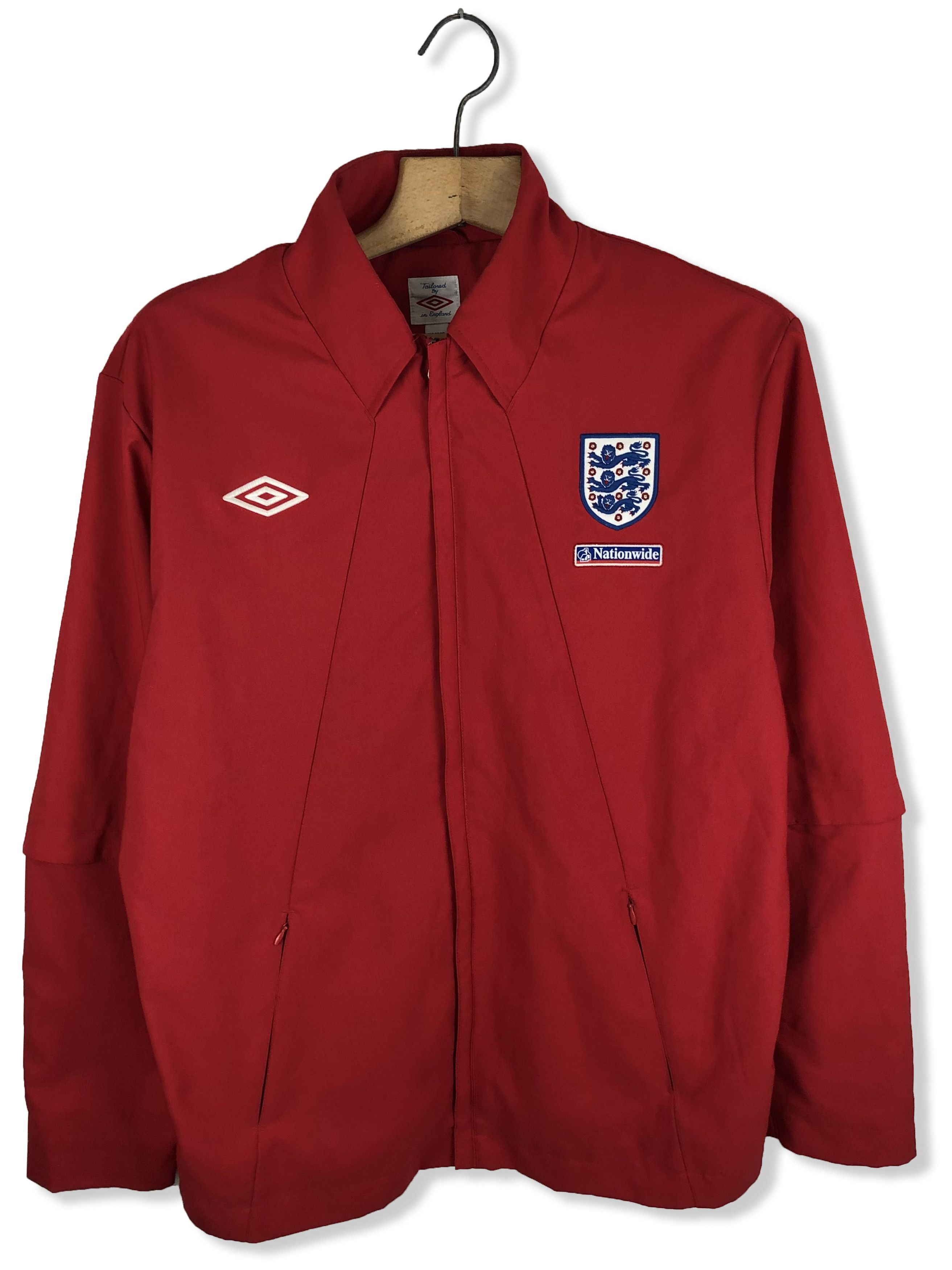 Umbro VINTAGE UMBRO RED LIGHT JACKET ENGLAND BIG BACK LOGO Size US XL / EU 56 / 4 - 2 Thumbnail