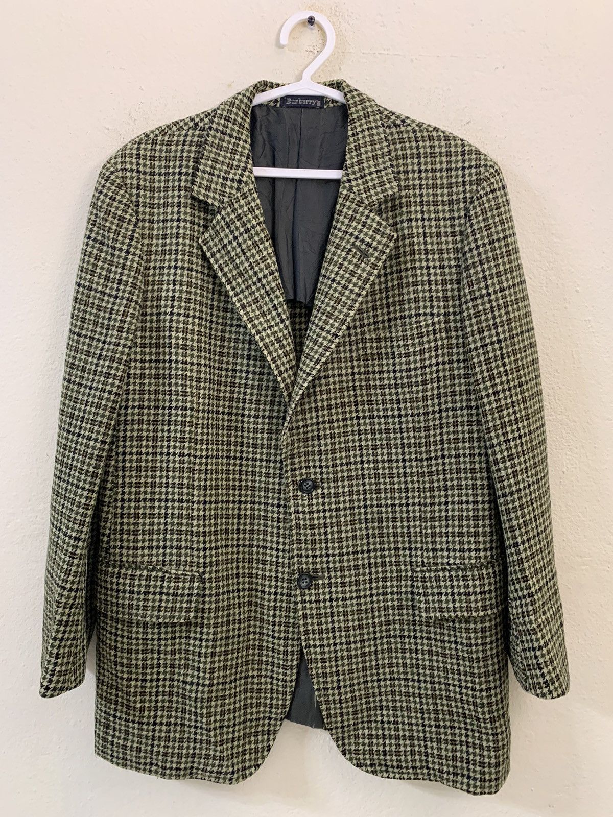 image of Vintage 80's Burberrys Plaid Wool Blazer Jacket in Light Green, Men's (Size Medium)