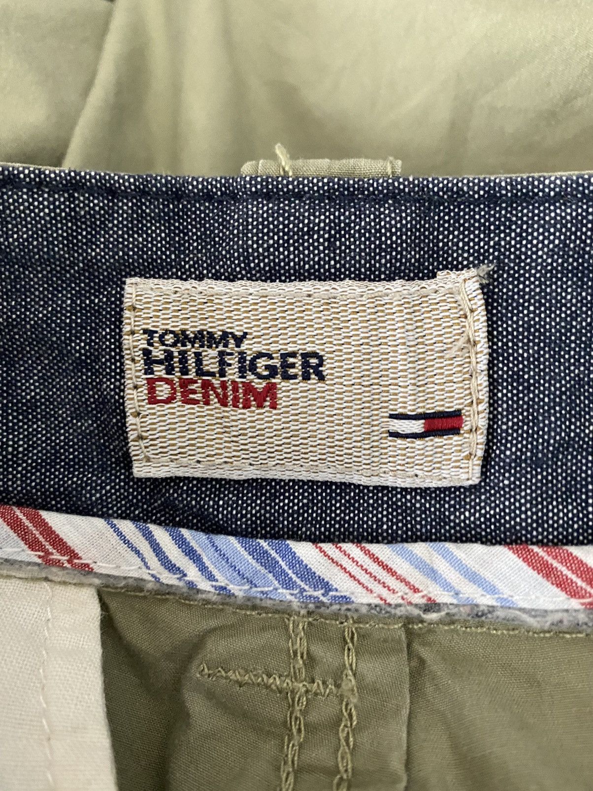 Tommy Hilfiger Vintage Tommy Hilfiger Cargo Parachute Bush Pocket Pants Size US 30 / EU 46 - 15 Thumbnail