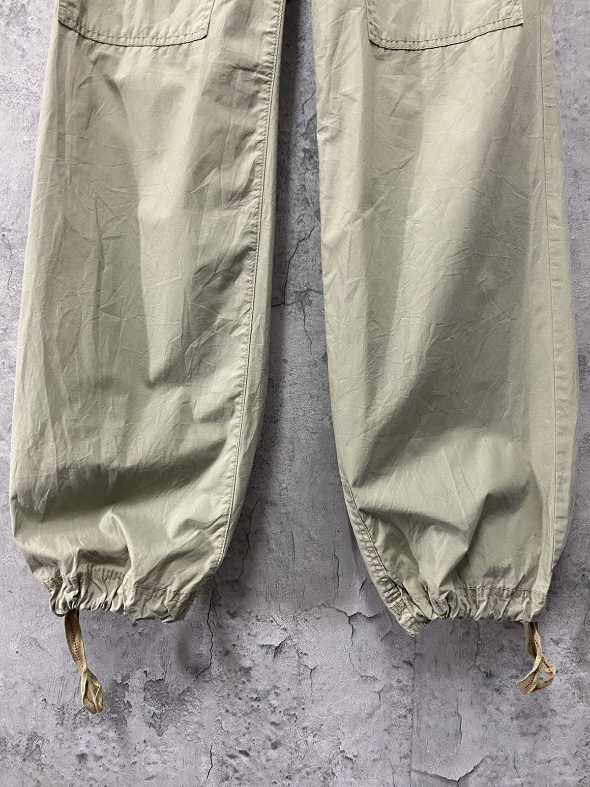 Tommy Hilfiger Vintage Tommy Hilfiger Cargo Parachute Bush Pocket Pants Size US 30 / EU 46 - 5 Thumbnail