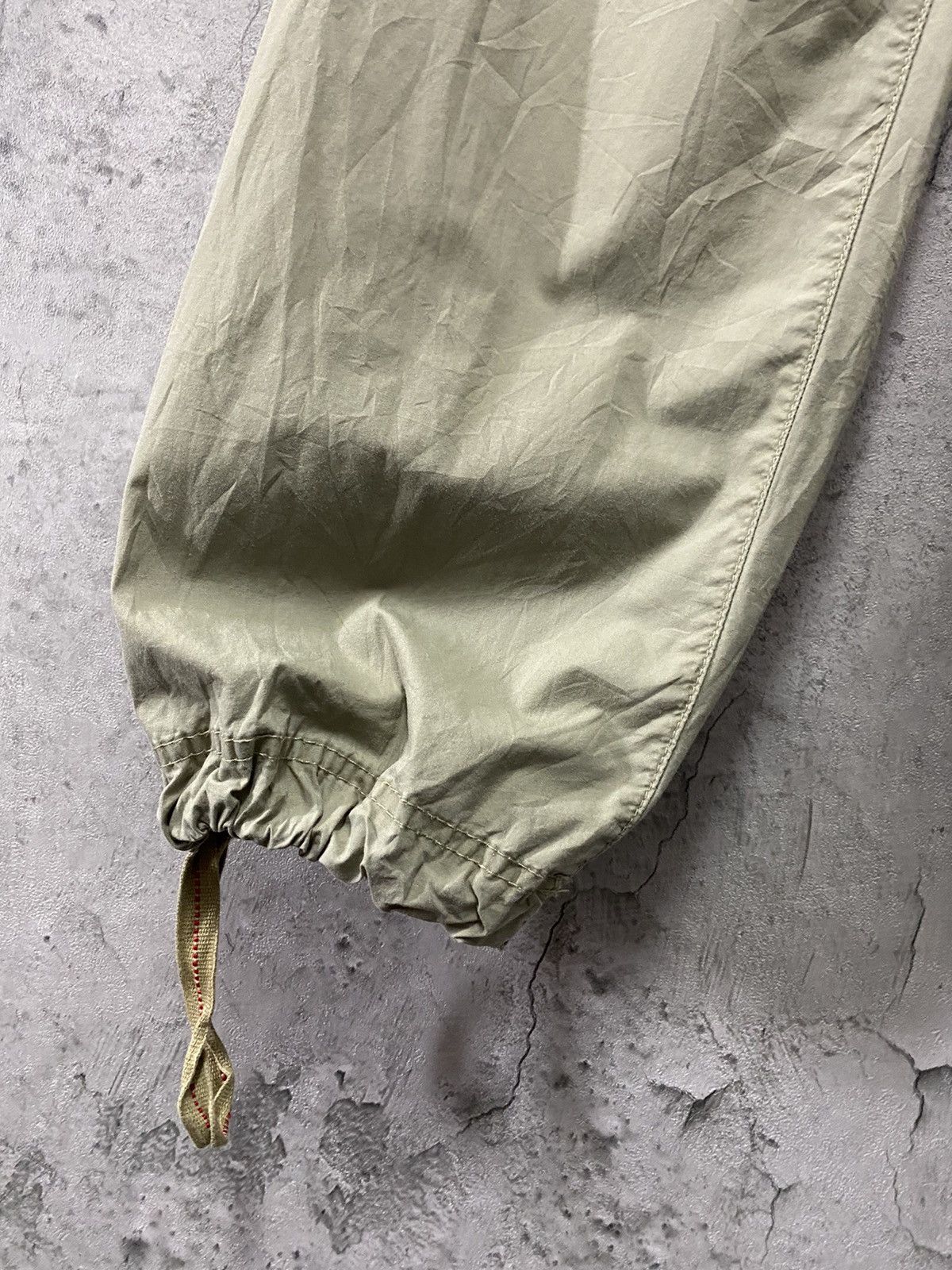 Tommy Hilfiger Vintage Tommy Hilfiger Cargo Parachute Bush Pocket Pants Size US 30 / EU 46 - 7 Thumbnail