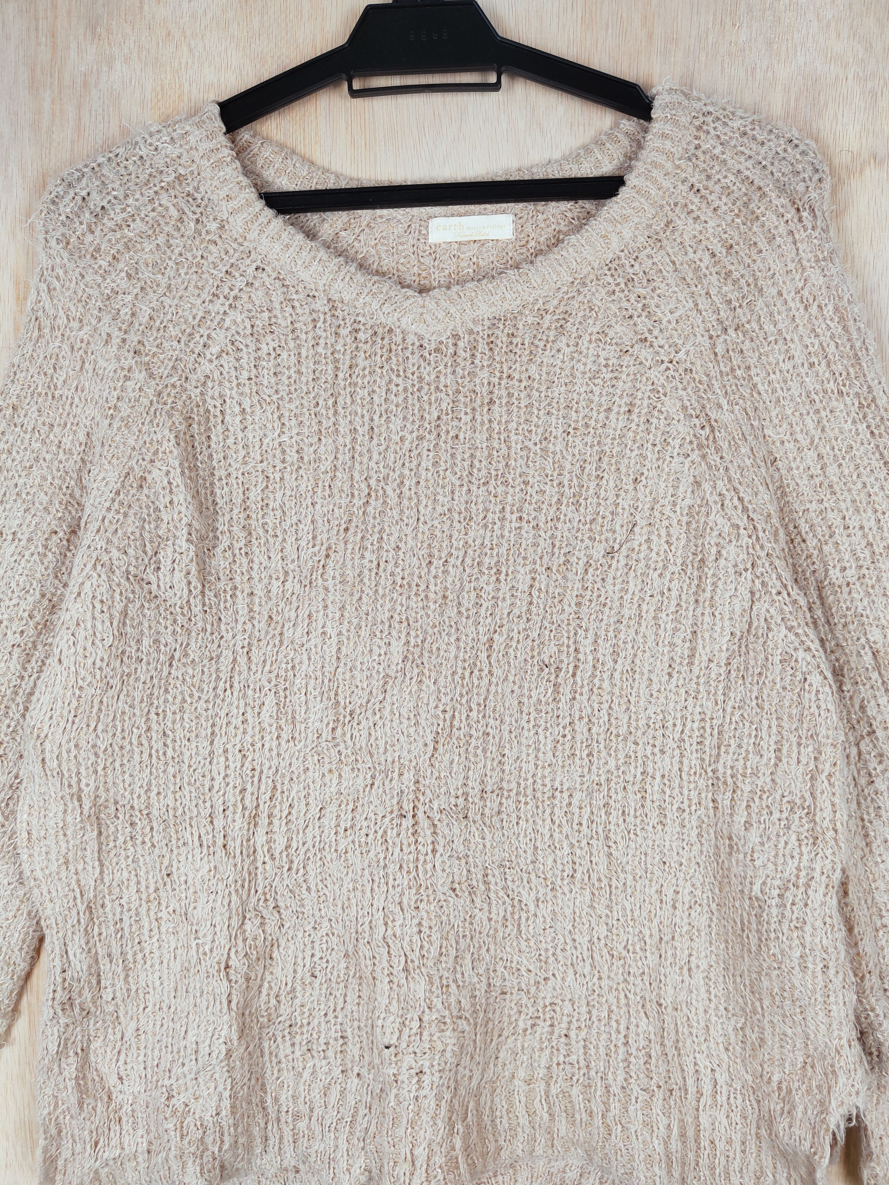Homespun Knitwear × Japanese Brand Earth Music&Ecology Beige Mohair Knitwear #S254 Size US S / EU 44-46 / 1 - 2 Thumbnail