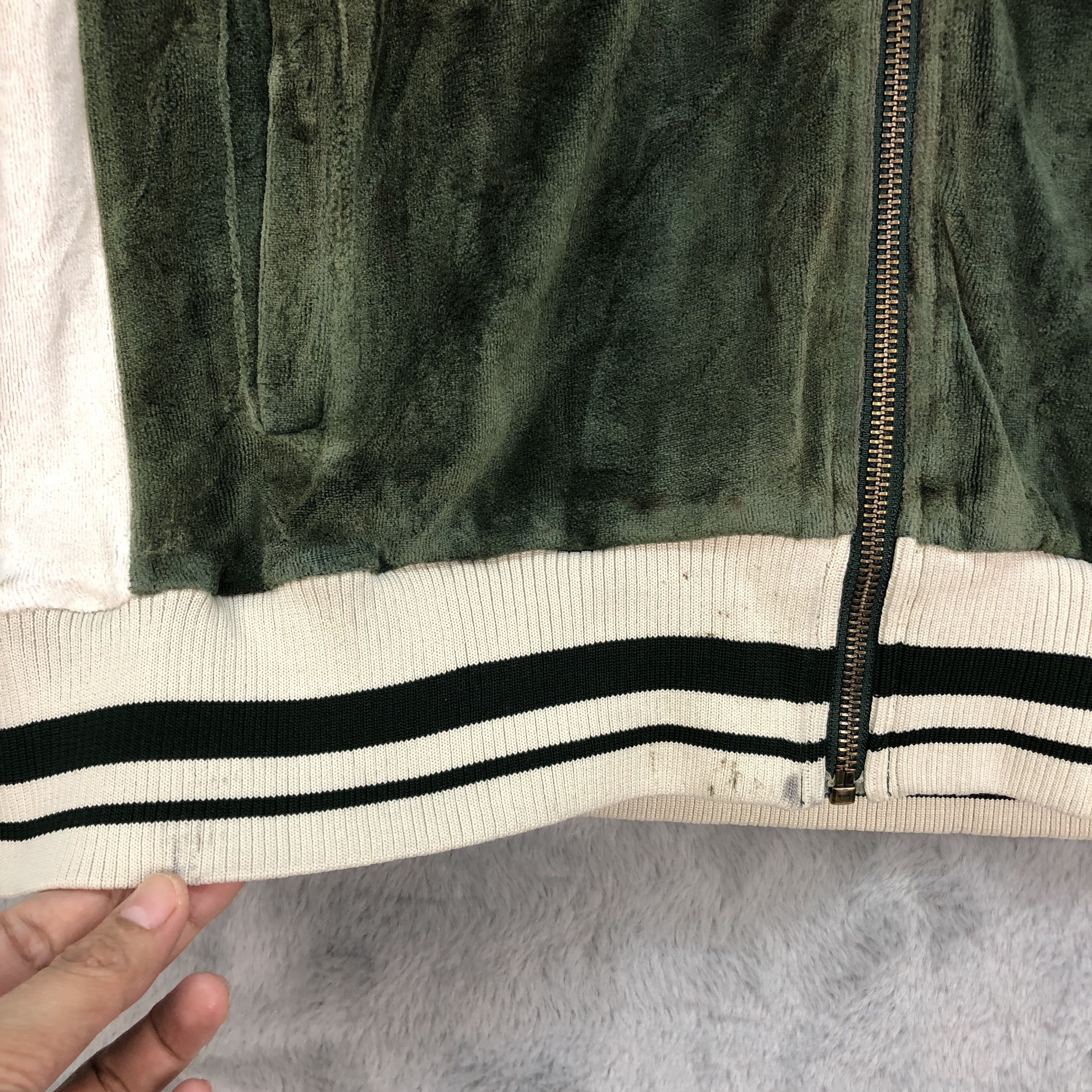 Japanese Brand Luvgun Spell Out Big Logo Velvet Jacket #6192-53 Size US L / EU 52-54 / 3 - 7 Thumbnail