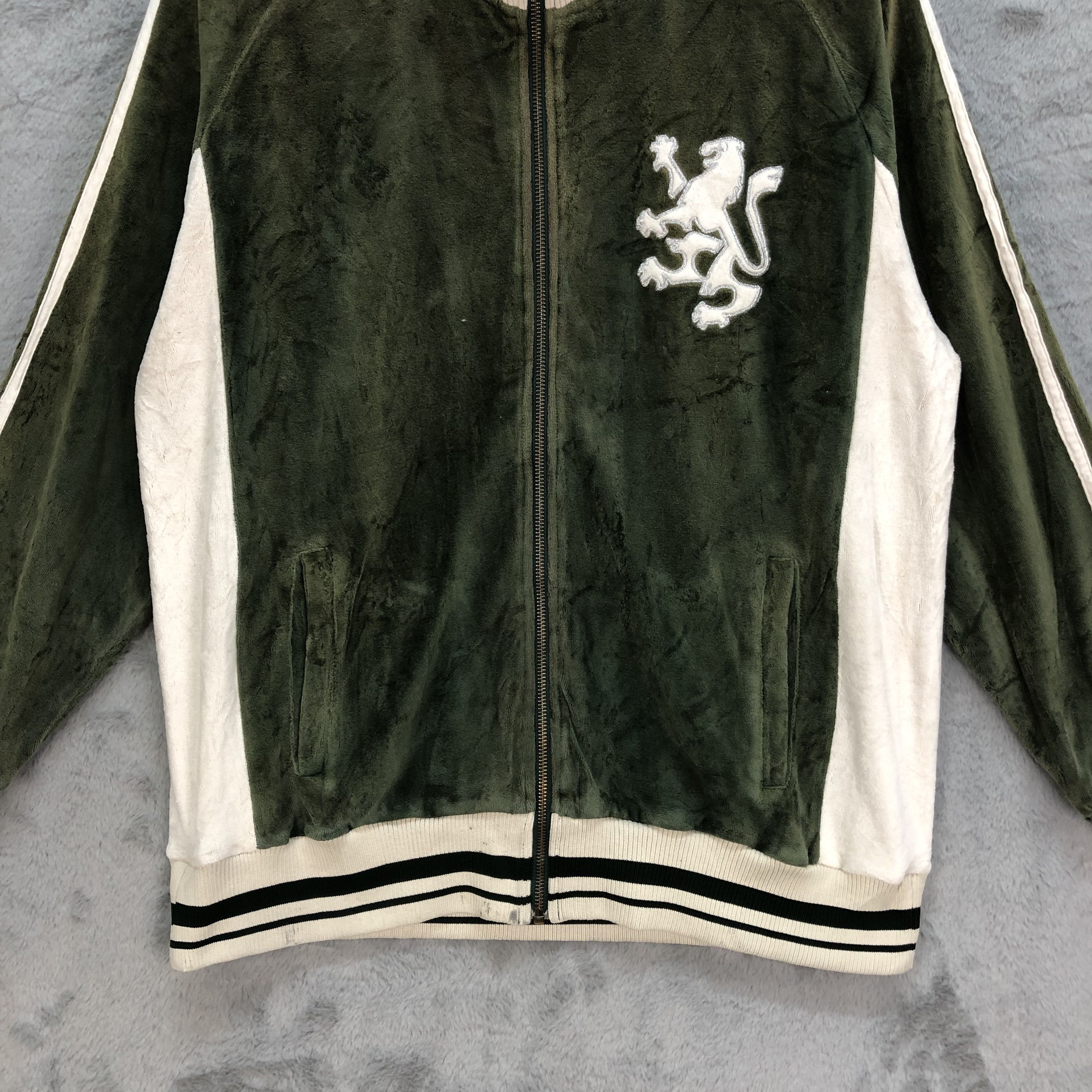 Japanese Brand Luvgun Spell Out Big Logo Velvet Jacket #6192-53 Size US L / EU 52-54 / 3 - 5 Thumbnail