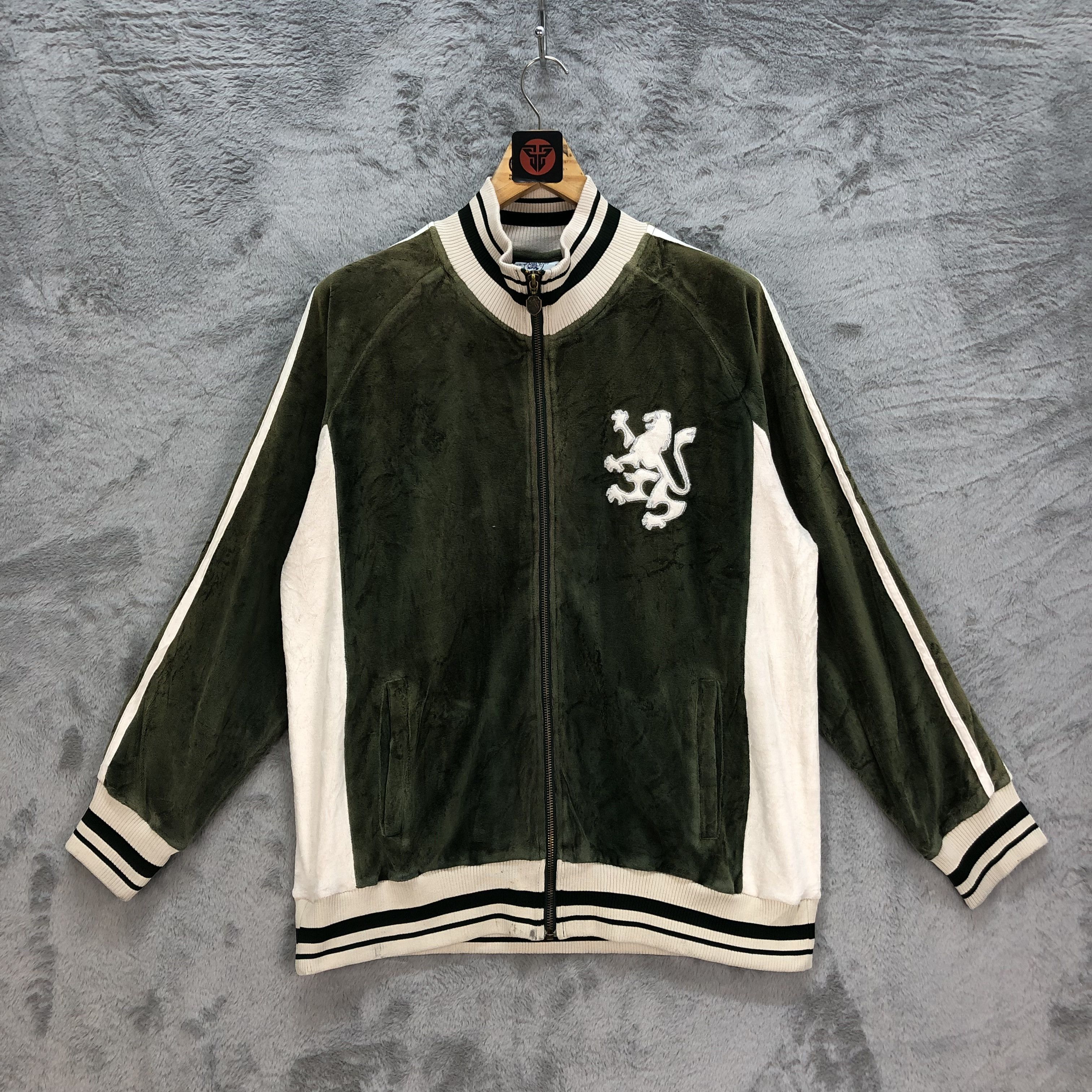 Japanese Brand Luvgun Spell Out Big Logo Velvet Jacket #6192-53 Size US L / EU 52-54 / 3 - 3 Thumbnail