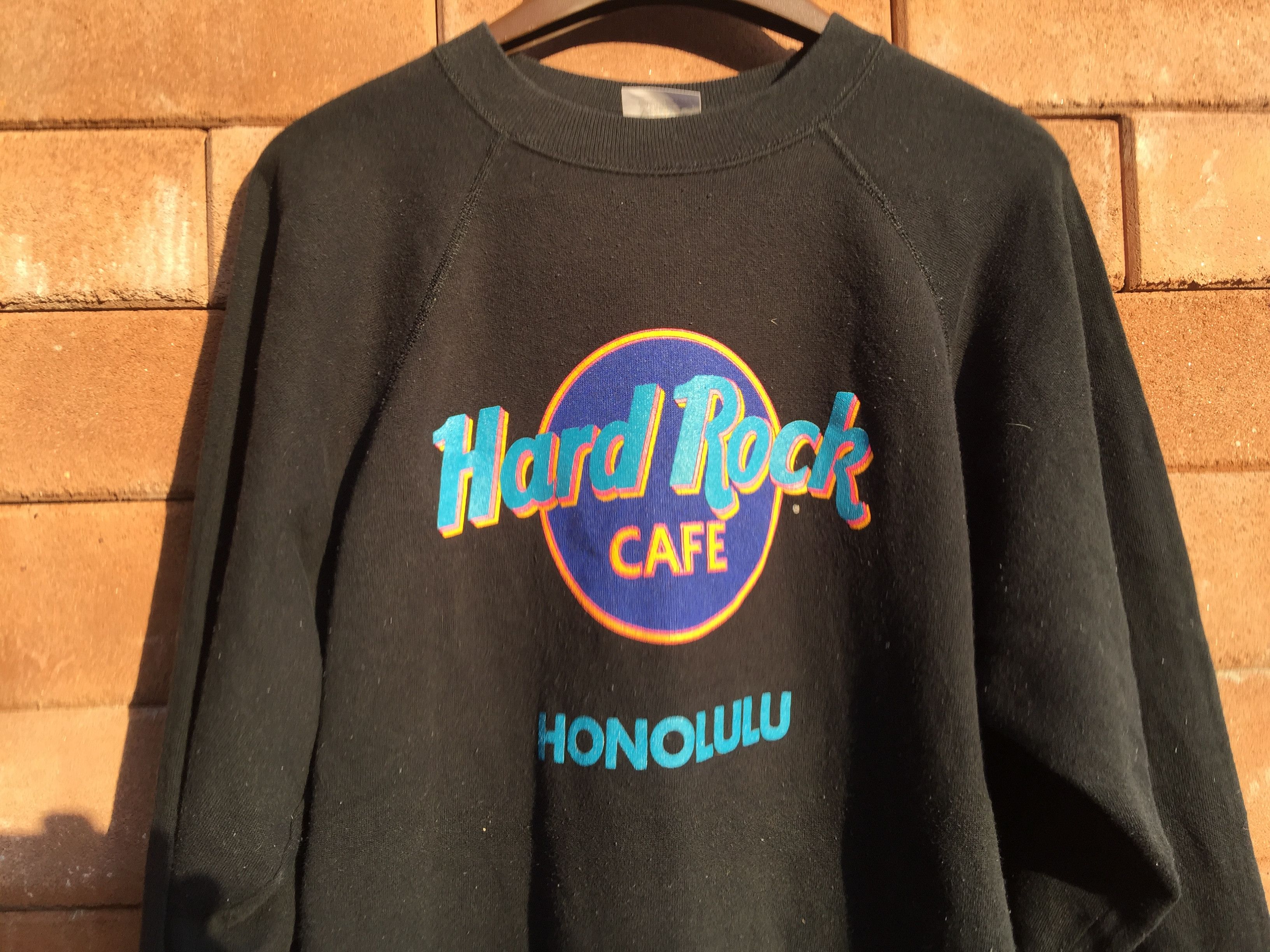 Band Tees × Designer × Japanese Brand Vintage Hard Rock Cafe Honolulu Sweatshirt Travis Scott Size US XL / EU 56 / 4 - 3 Thumbnail
