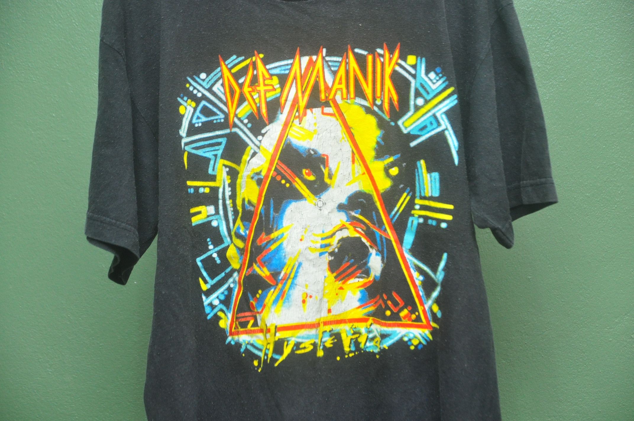 Band Tees × Vintage Def Manic X Def Leppard Hysteria Shirt Travis scott Style Size US M / EU 48-50 / 2 - 3 Thumbnail