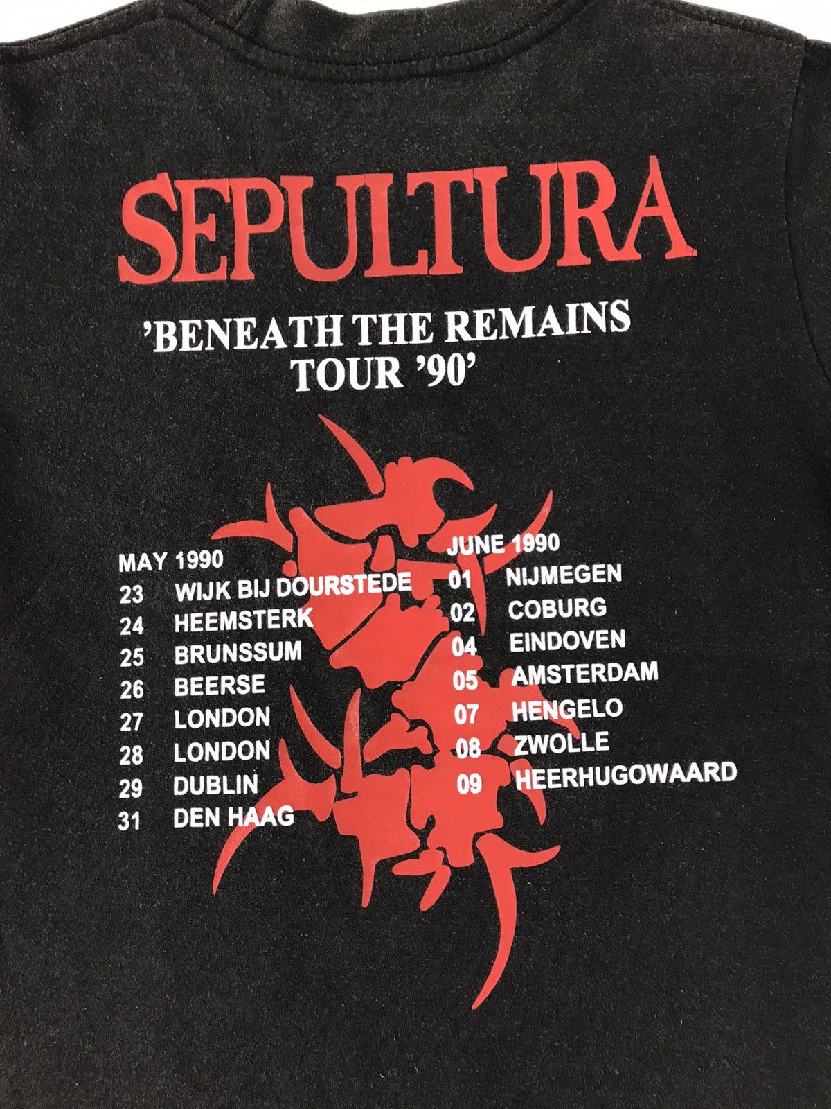 Band Tees Sepultura Beneath The Remain Tour 90 Sidetape Longsleeve Tee Size US S / EU 44-46 / 1 - 6 Thumbnail