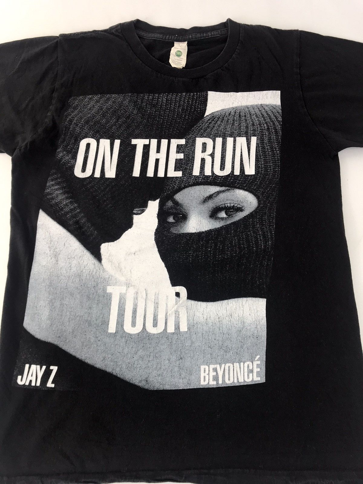 Band Tees The Carters Beyonce Ft Jay Z On The Run Tour Tee Size US S / EU 44-46 / 1 - 3 Thumbnail