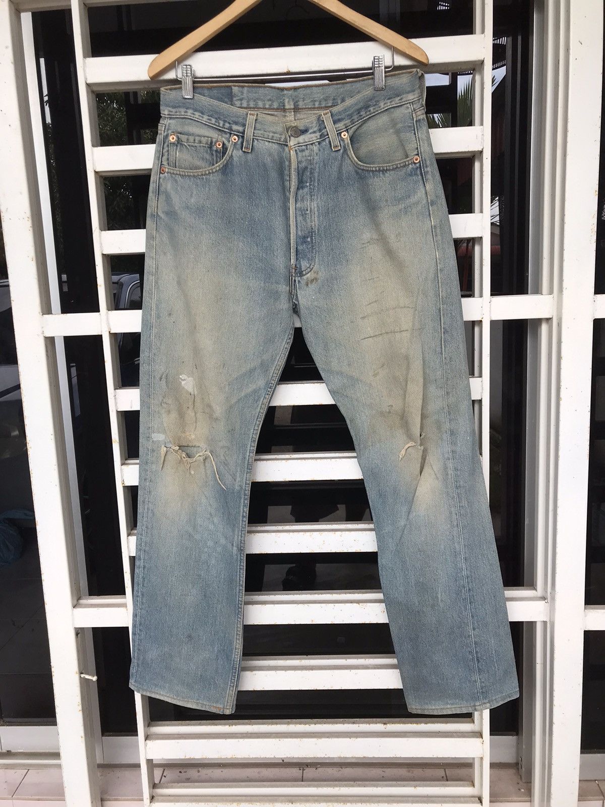 Levi's Vintage Clothing × Vintage Vintage Levi’s 501xx Made In USA Size 32 Size US 32 / EU 48 - 14 Thumbnail