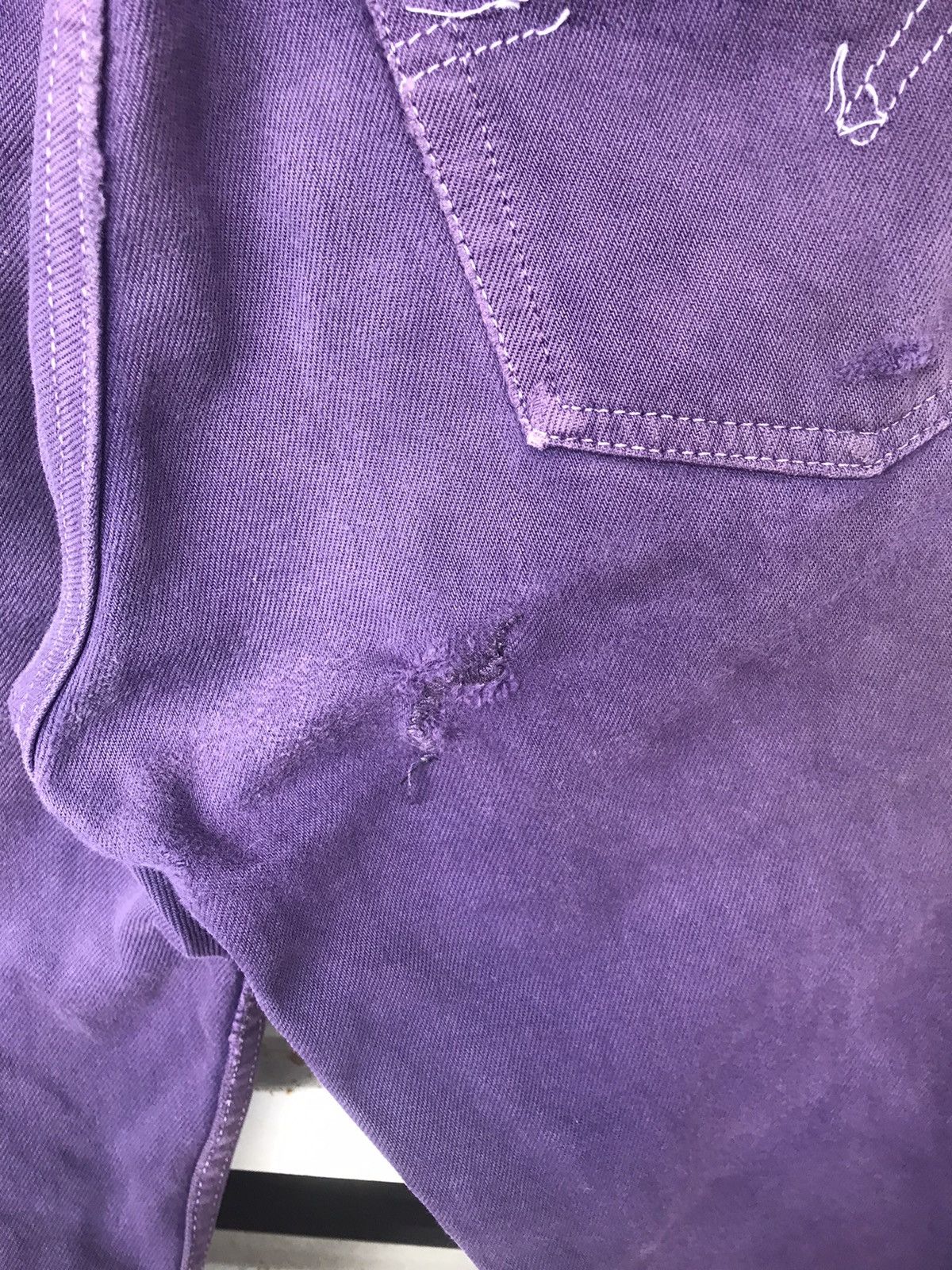 Levi's Vintage Clothing × Vintage Vintage Purple Levi’s 501 Distressed Denim Size 30x33 Size US 30 / EU 46 - 6 Thumbnail