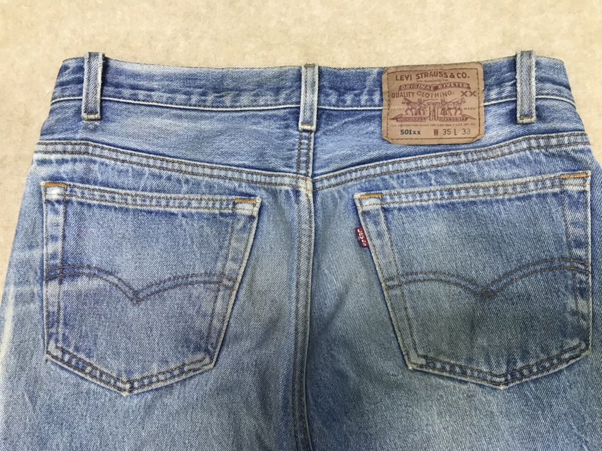 Levi's Vintage Clothing × Vintage Vintage 90s Levi’s 501xx Denim Faded Sun Size US 34 / EU 50 - 3 Thumbnail