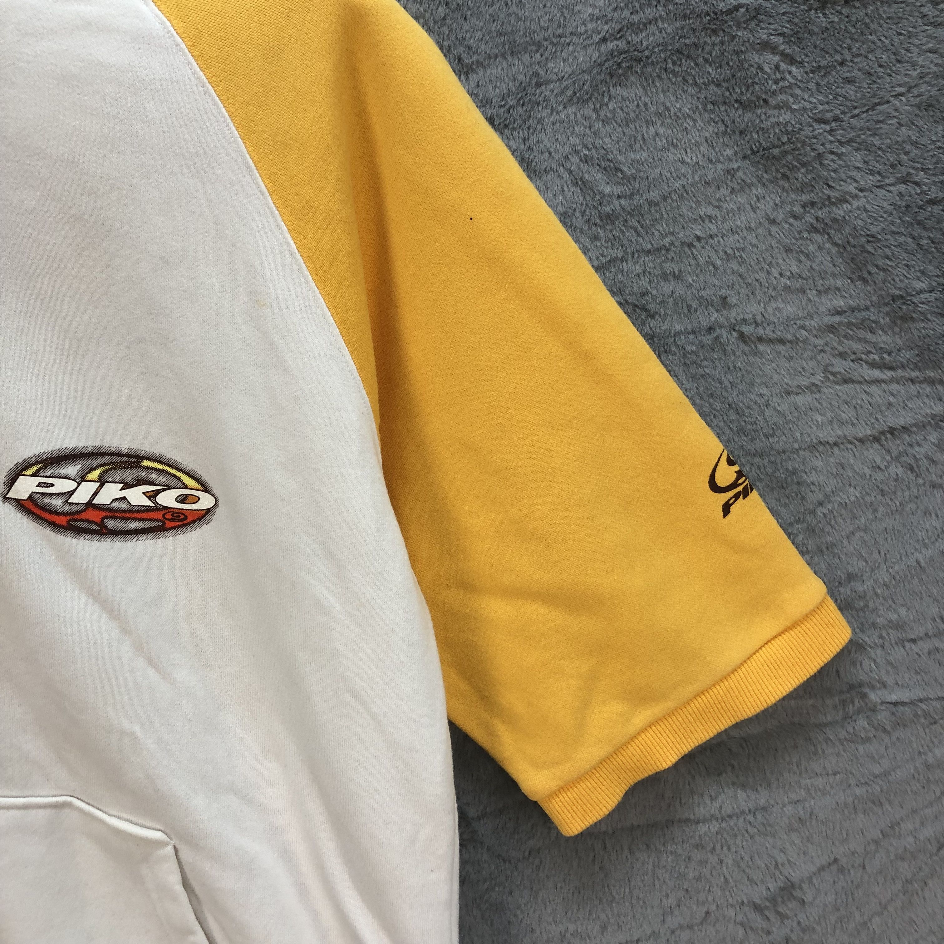 Japanese Brand 90's PIKO BIG LOGO SHORT SLEEVE ZIPPER HOODIES #6946-101 Size US L / EU 52-54 / 3 - 10 Thumbnail