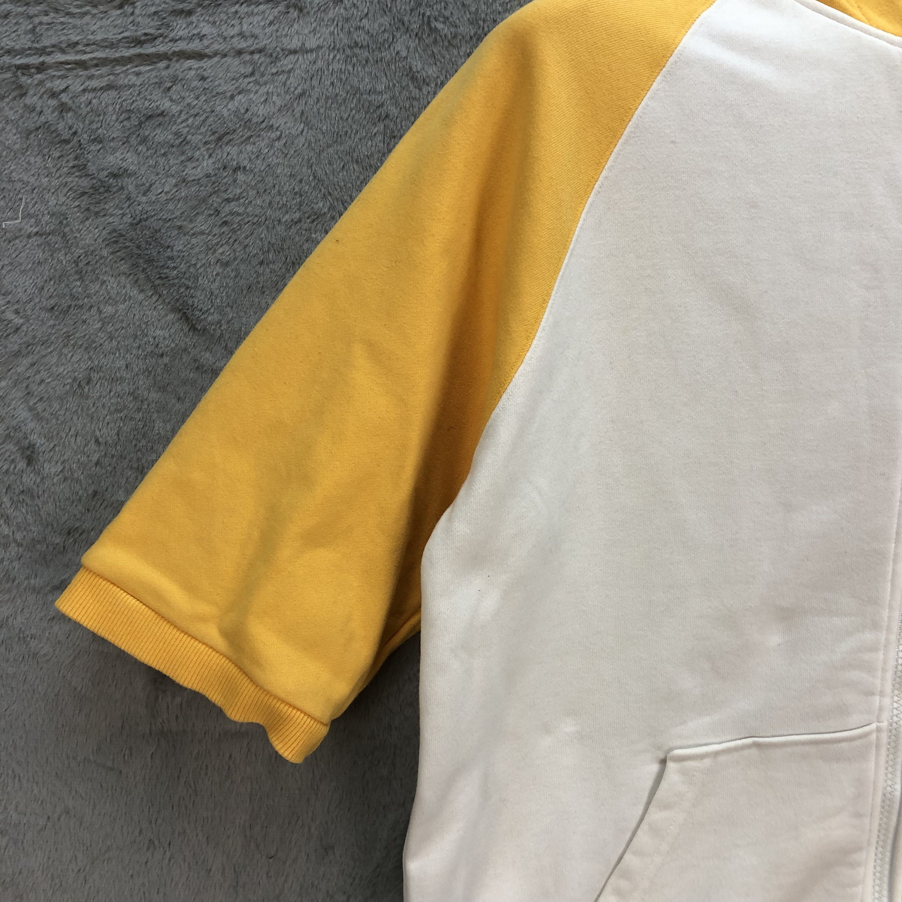Japanese Brand 90's PIKO BIG LOGO SHORT SLEEVE ZIPPER HOODIES #6946-101 Size US L / EU 52-54 / 3 - 9 Thumbnail