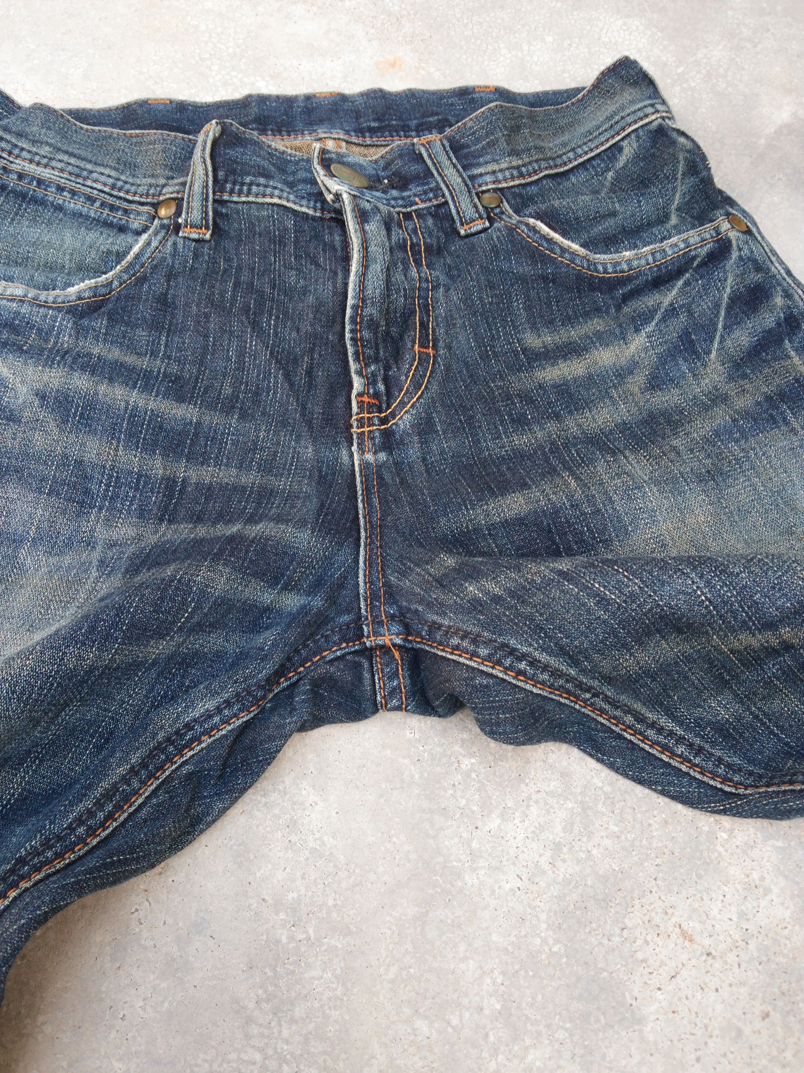 Japanese Brand Vintage Wrangler Distressed Jeans 28x31 Size US 28 / EU 44 - 7 Thumbnail