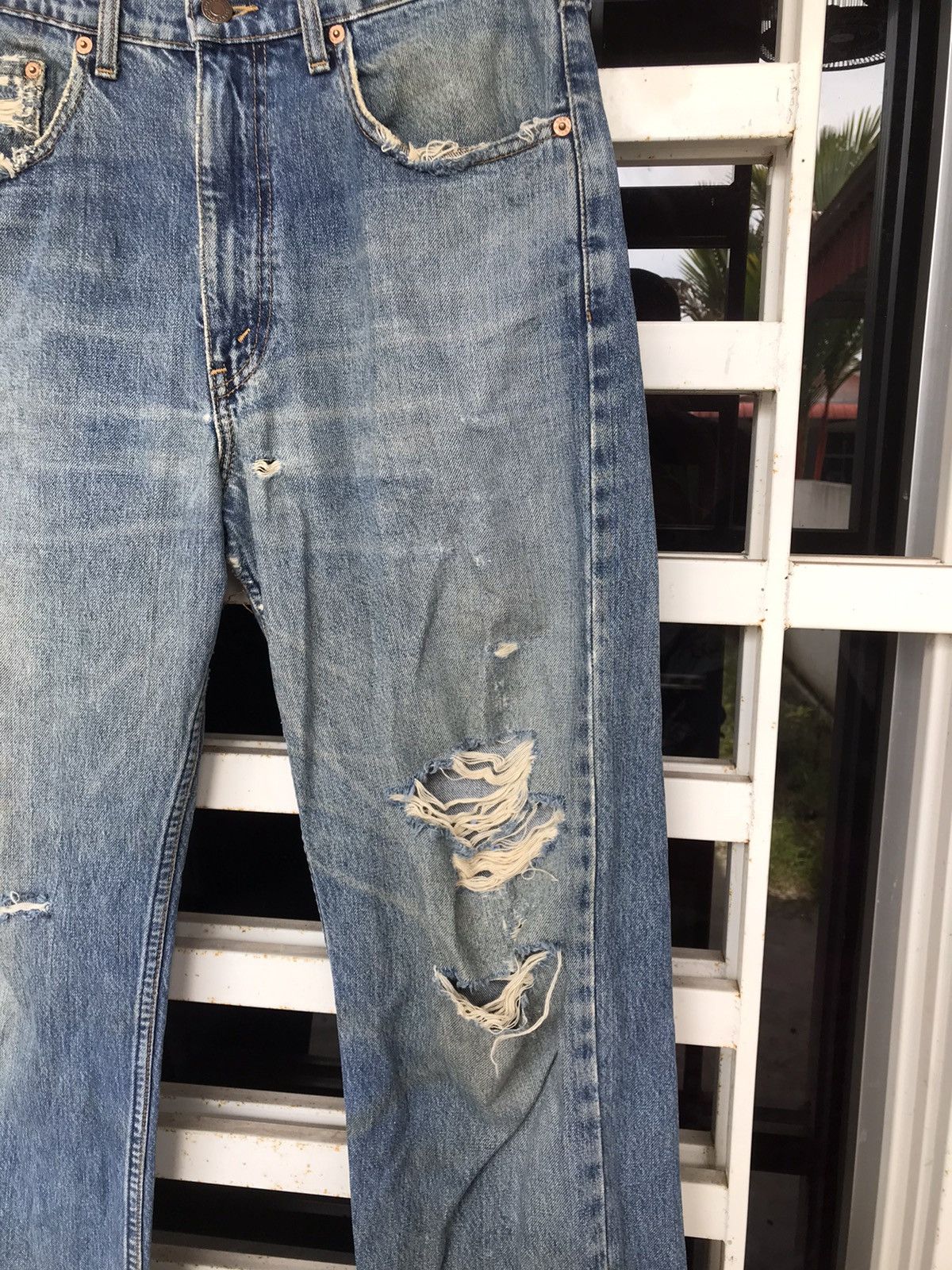 Levi's × Levi's Vintage Clothing × Vintage Vintage Levi’s 519 Distressed Denim Size 31x31 Size US 31 - 5 Thumbnail