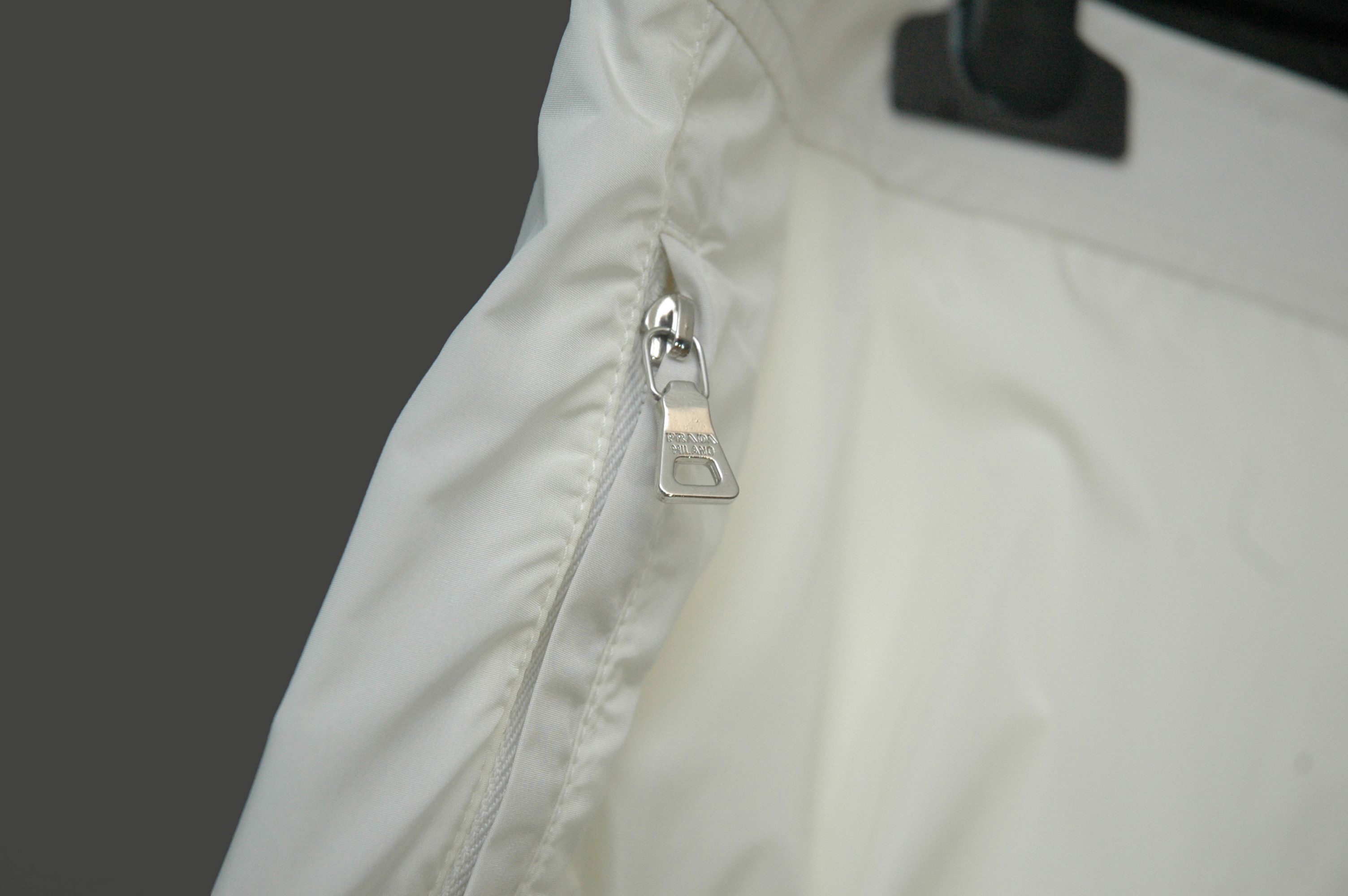 Prada NWT Prada Vintage Nylon Swim Short Made in Italy Size US 40 / EU 56 - 5 Thumbnail