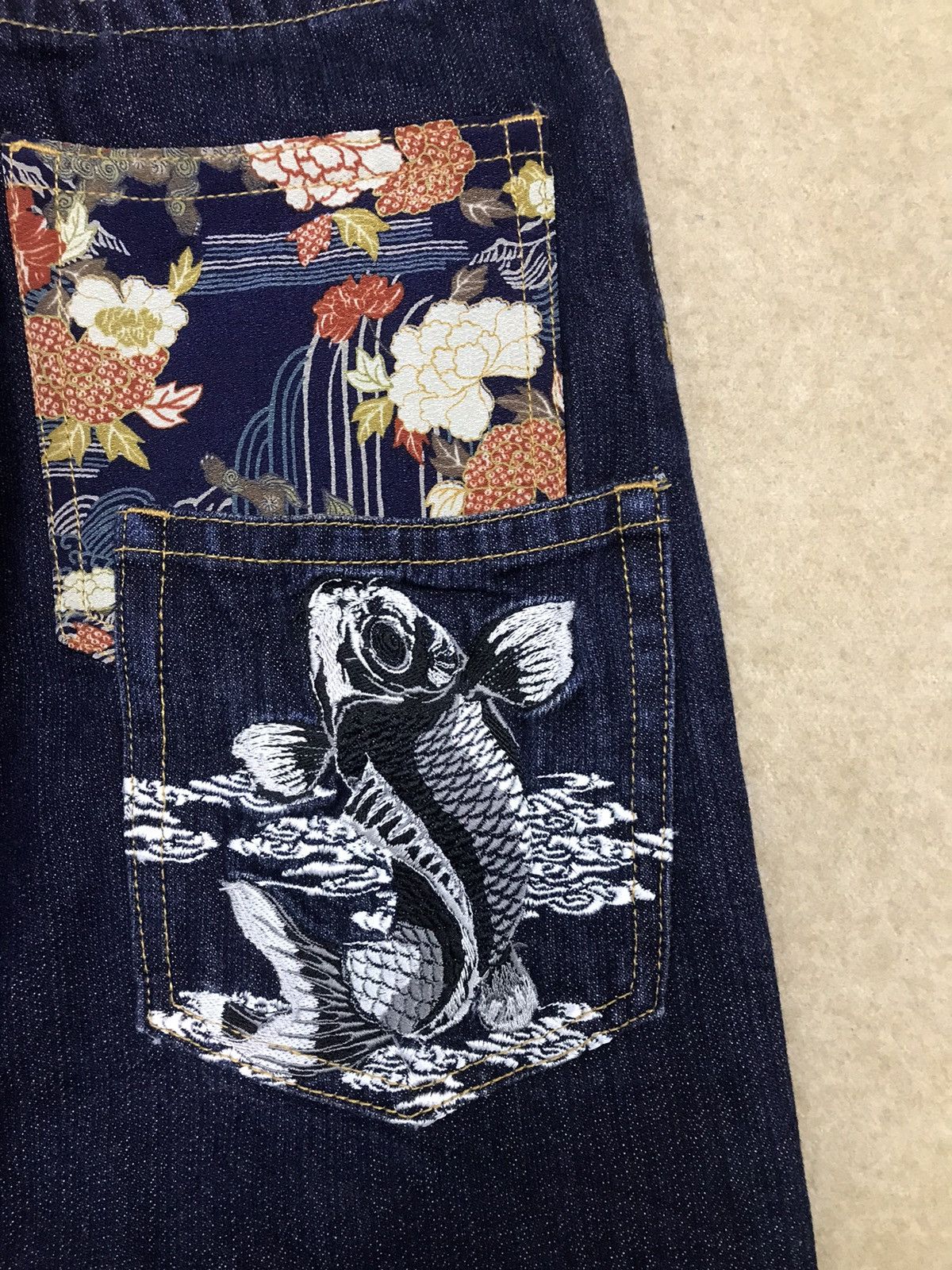 Japanese Brand Koi Fish Multi Pocket Denim Size 29x32 Size US 29 - 9 Thumbnail