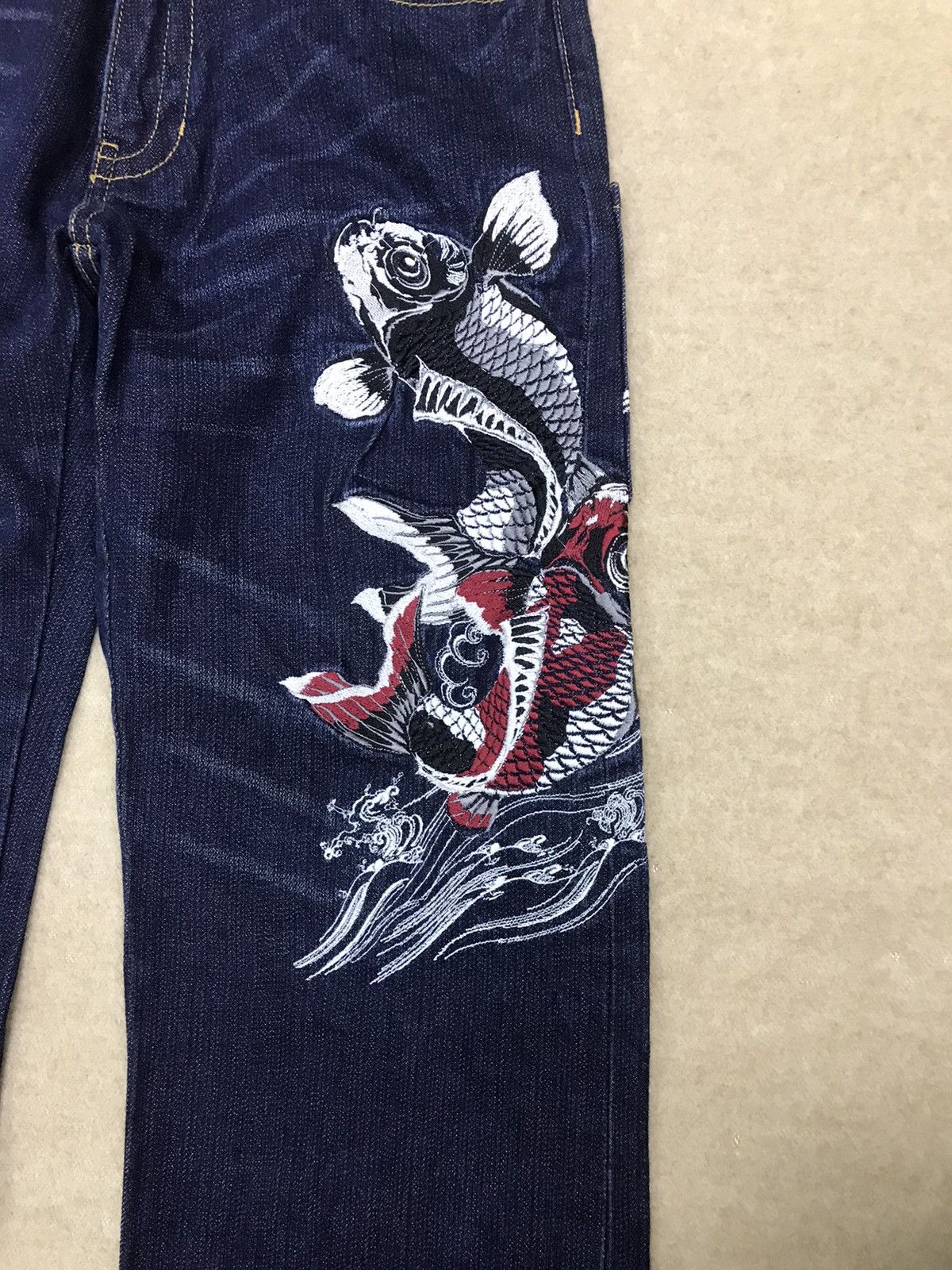 Japanese Brand Koi Fish Multi Pocket Denim Size 29x32 Size US 29 - 11 Thumbnail