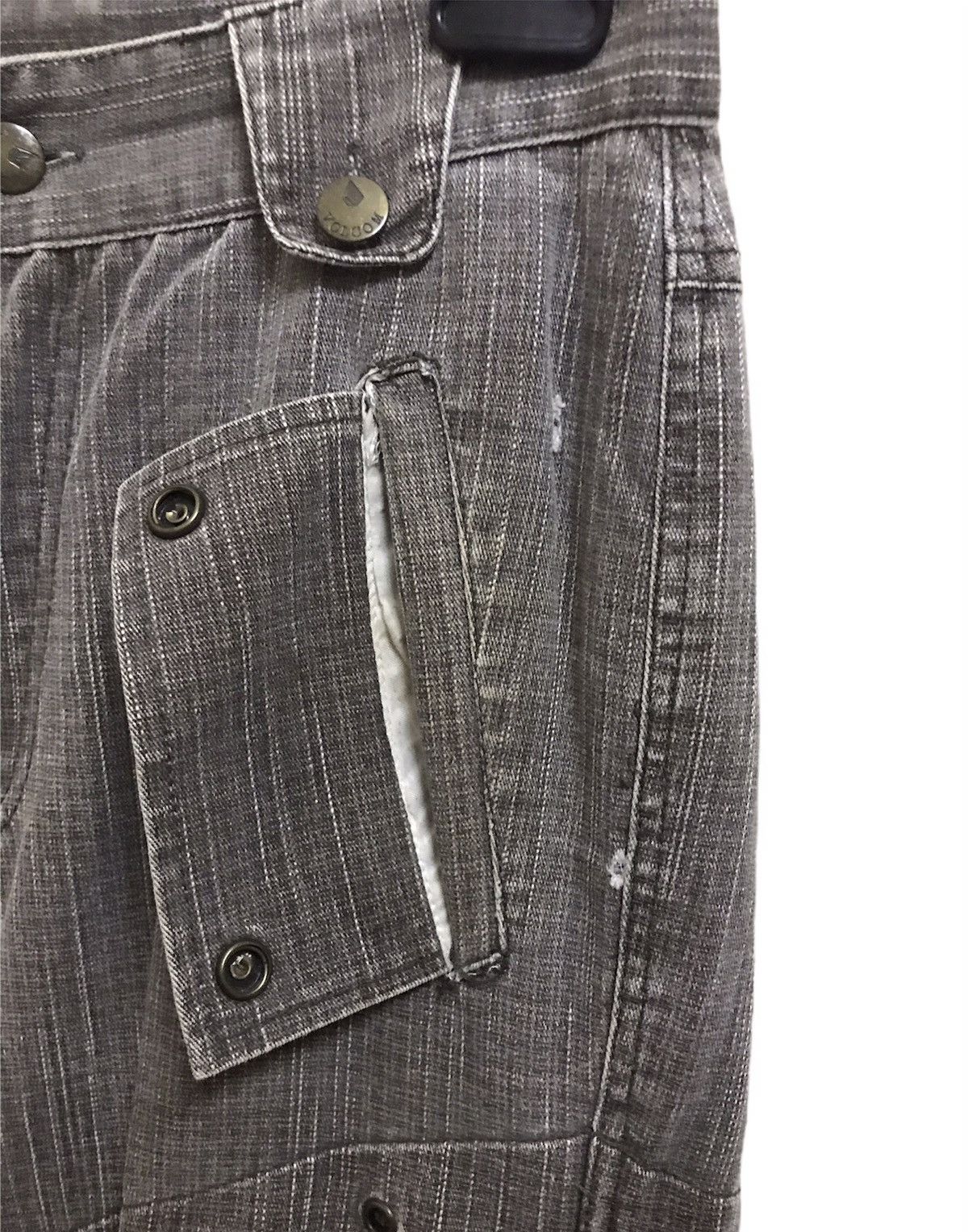 Japanese Brand × Volcom Authentic Volcom cargo pants Multi pocket Size 28x30 Size US 28 / EU 44 - 8 Thumbnail