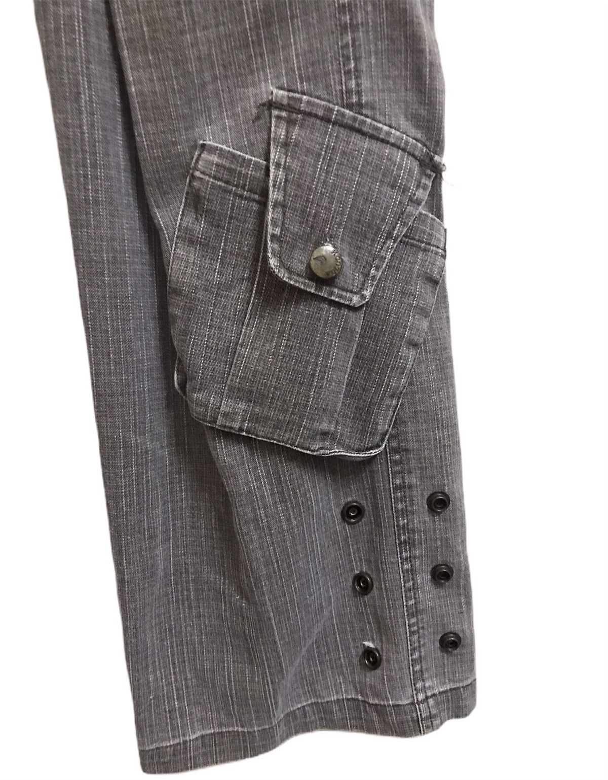 Japanese Brand × Volcom Authentic Volcom cargo pants Multi pocket Size 28x30 Size US 28 / EU 44 - 9 Thumbnail