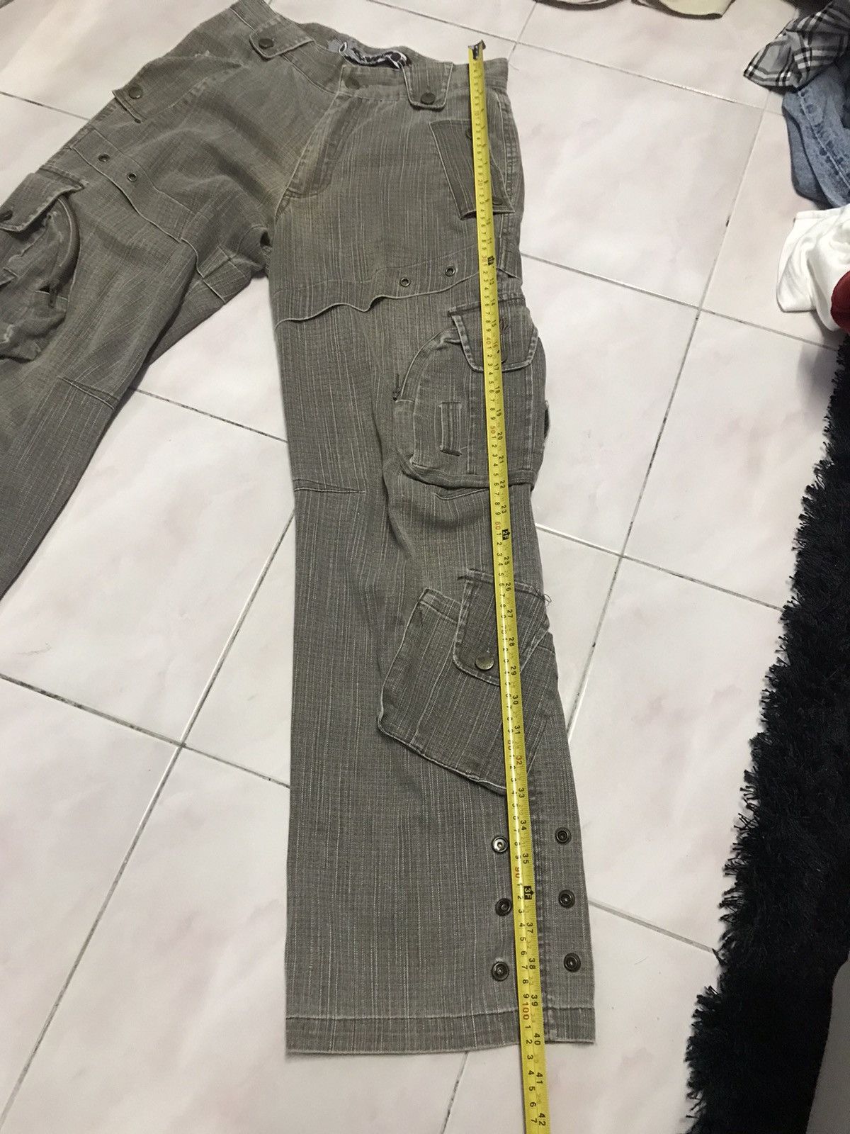 Japanese Brand × Volcom Authentic Volcom cargo pants Multi pocket Size 28x30 Size US 28 / EU 44 - 17 Thumbnail