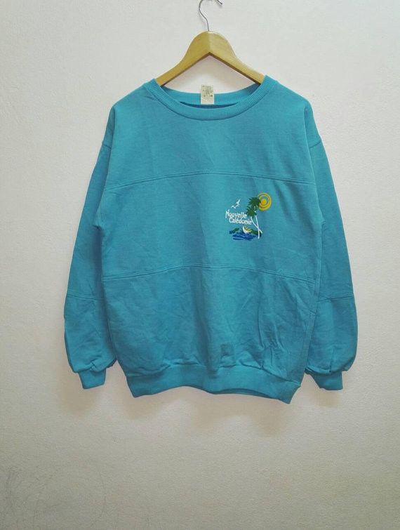 Vintage Vintage Sweatshirt Nouvelle Caledonie Made in Italy Size US L / EU 52-54 / 3 - 1 Thumbnail