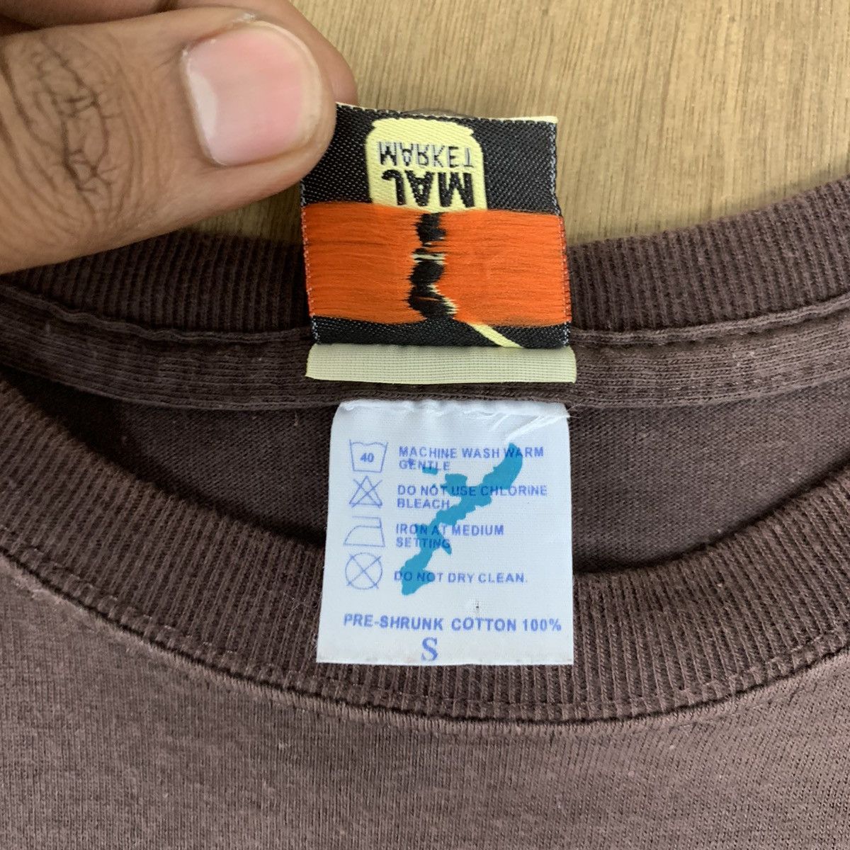 Jam Home Made × Japanese Brand JAM MARKET Vntg Honey Bottle Big Logo Graphic Summer Tshirt Size US S / EU 44-46 / 1 - 14 Thumbnail