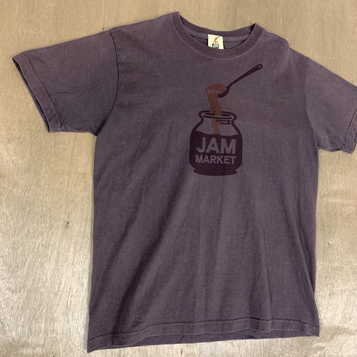 Jam Home Made × Japanese Brand JAM MARKET Vntg Honey Bottle Big Logo Graphic Summer Tshirt Size US S / EU 44-46 / 1 - 5 Thumbnail