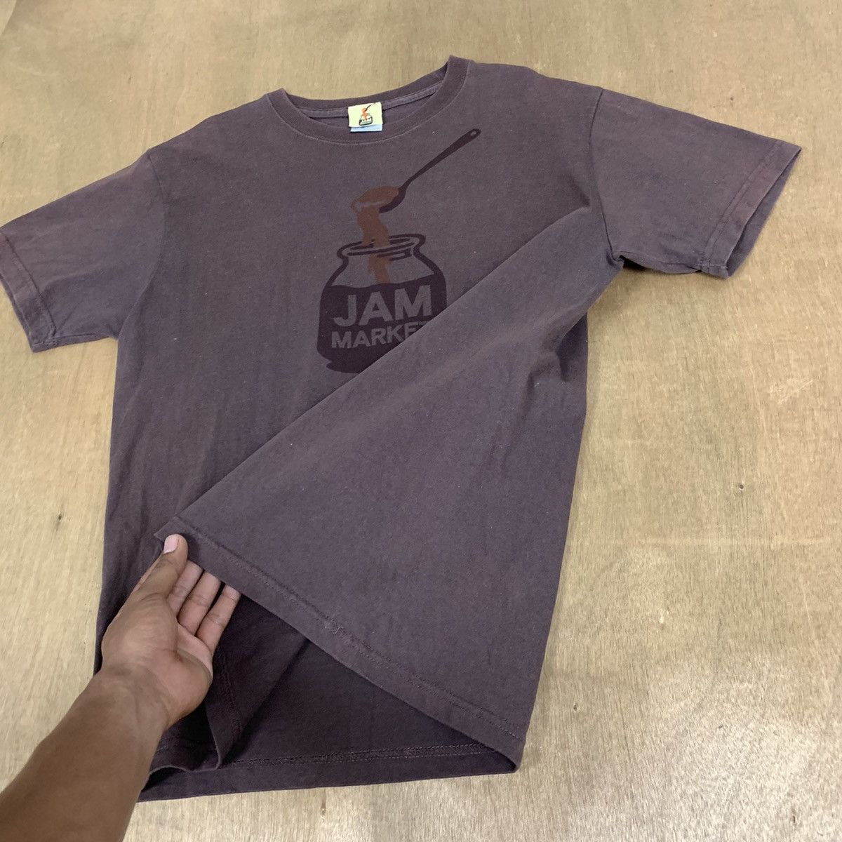 Jam Home Made × Japanese Brand JAM MARKET Vntg Honey Bottle Big Logo Graphic Summer Tshirt Size US S / EU 44-46 / 1 - 8 Thumbnail