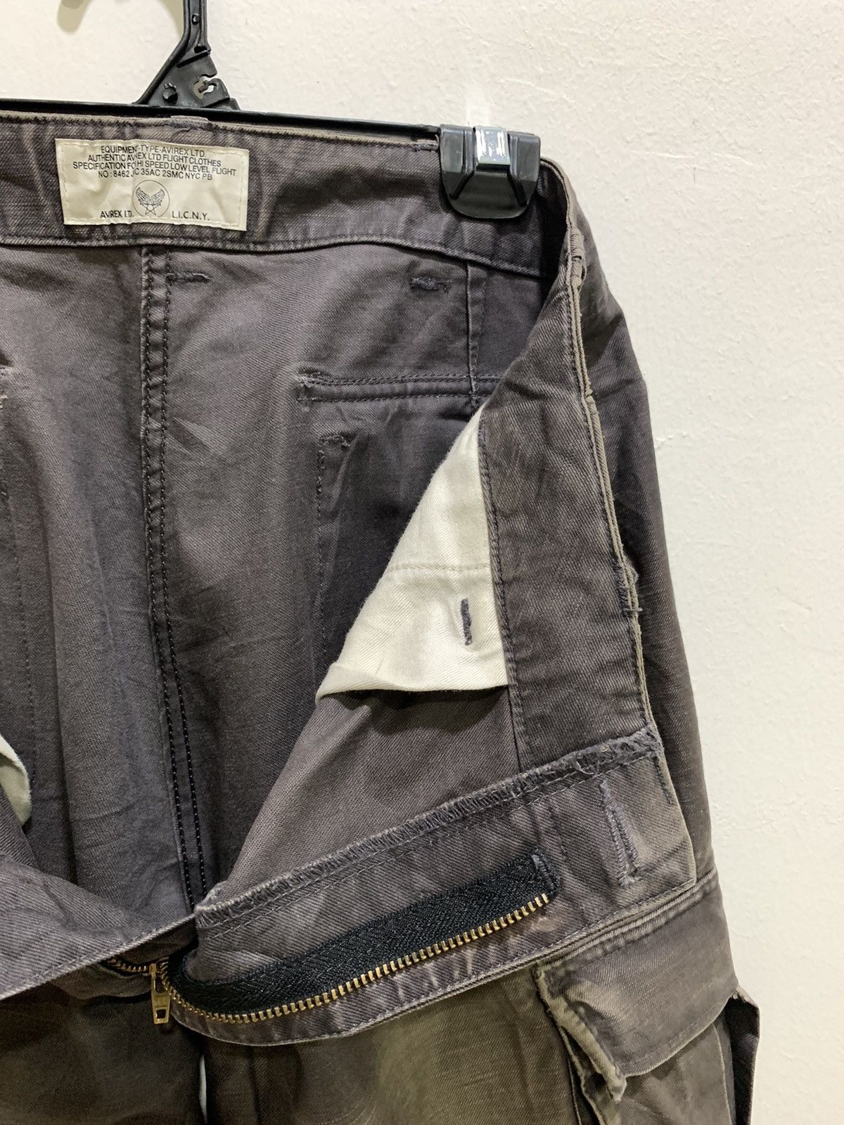 Avirex × Japanese Brand AVIREX Airforce Parachut Flight Multipocket Baggy CargoPant Size US 33 - 17 Thumbnail