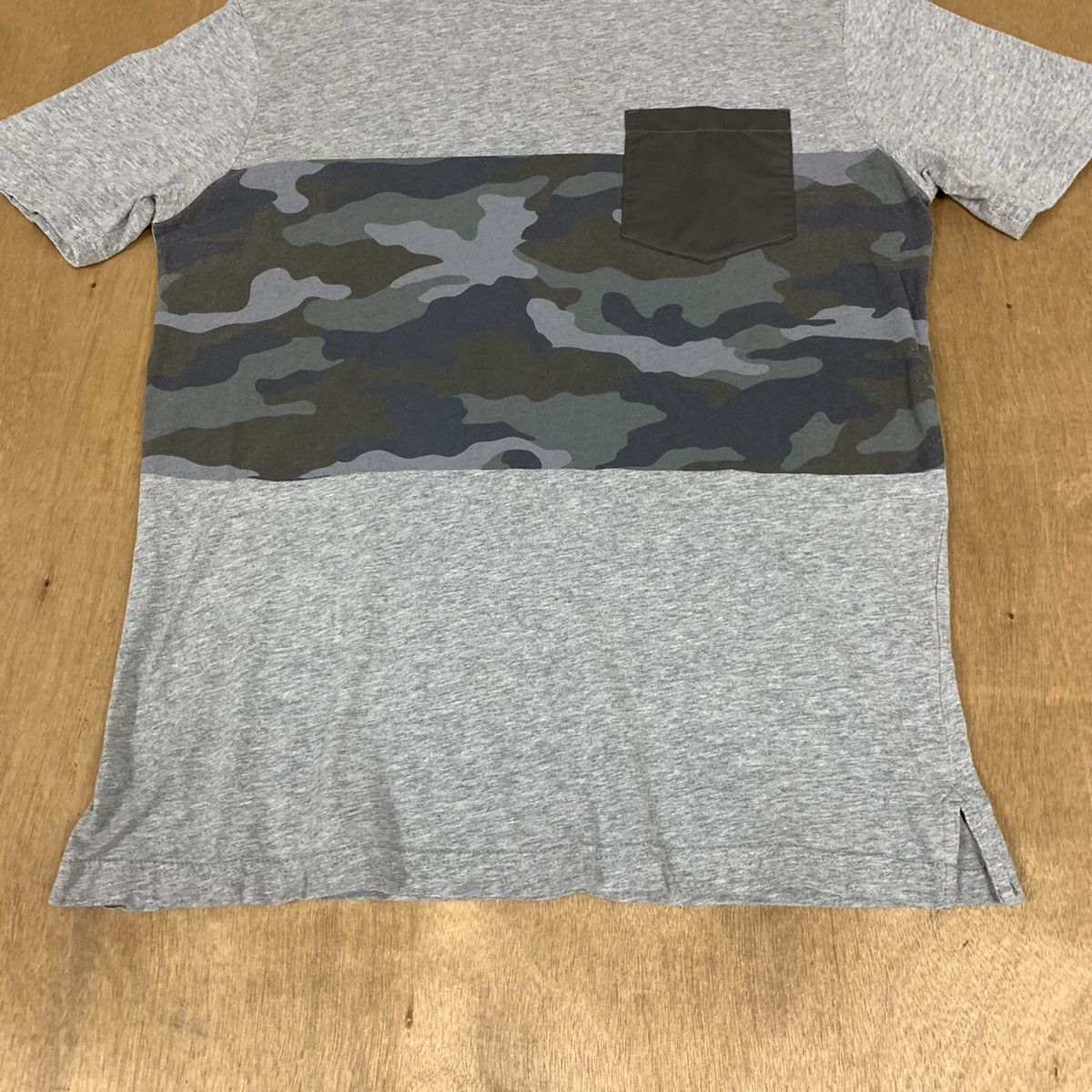 Global Work × Japanese Brand GLOBAL WORK Army SinglePocket Camo Streetwear Summer Tshirt Size US M / EU 48-50 / 2 - 4 Thumbnail
