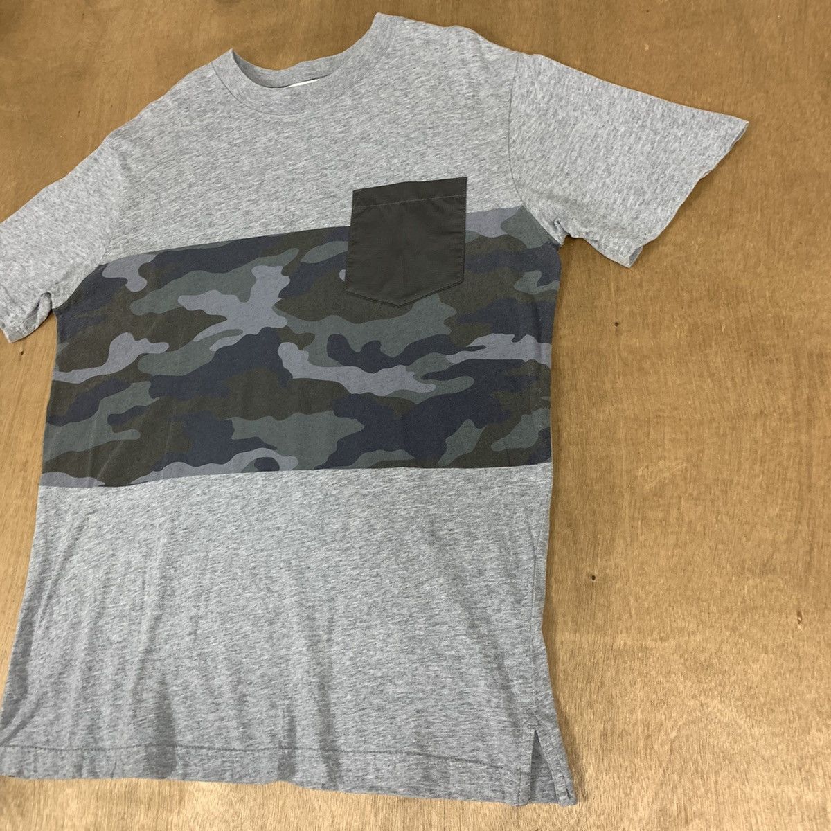 Global Work × Japanese Brand GLOBAL WORK Army SinglePocket Camo Streetwear Summer Tshirt Size US M / EU 48-50 / 2 - 6 Thumbnail