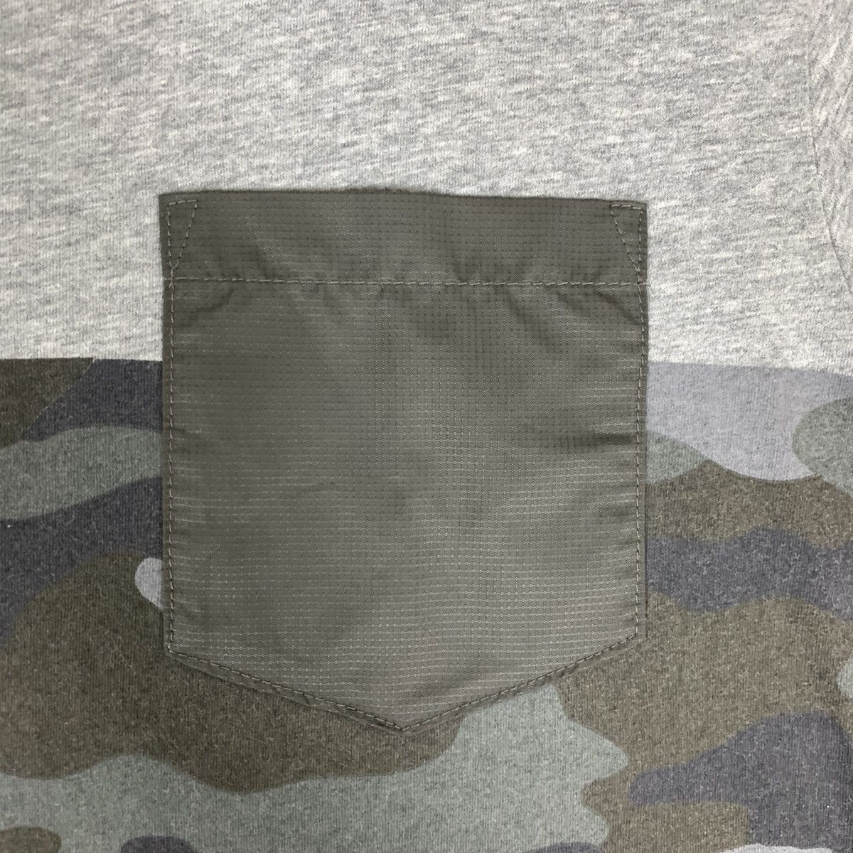 Global Work × Japanese Brand GLOBAL WORK Army SinglePocket Camo Streetwear Summer Tshirt Size US M / EU 48-50 / 2 - 7 Thumbnail