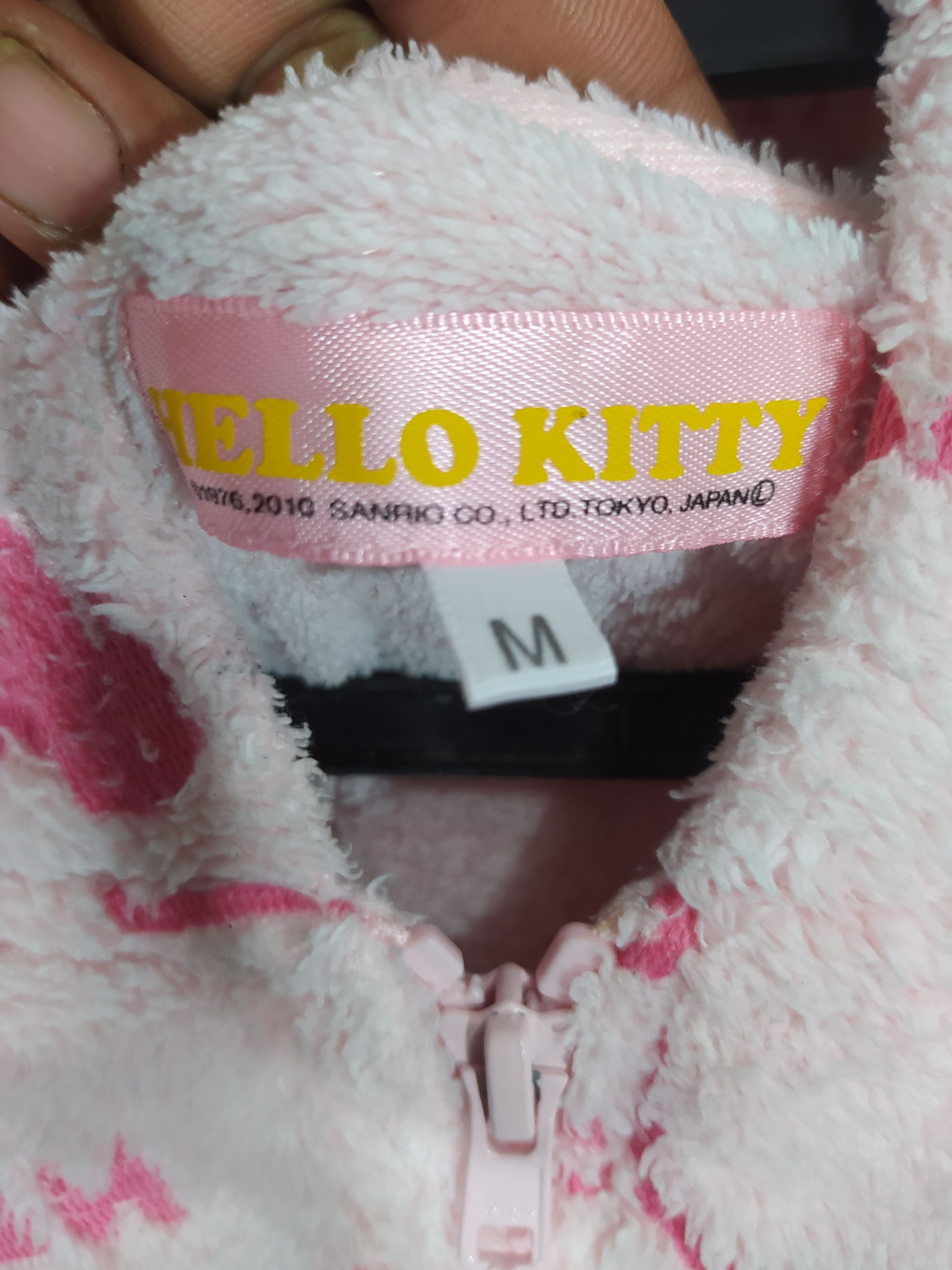 Anime × Cartoon Network × Japanese Brand Hello kitty Small Embroidery sleeveless fleece Hoodie Size US M / EU 48-50 / 2 - 4 Thumbnail